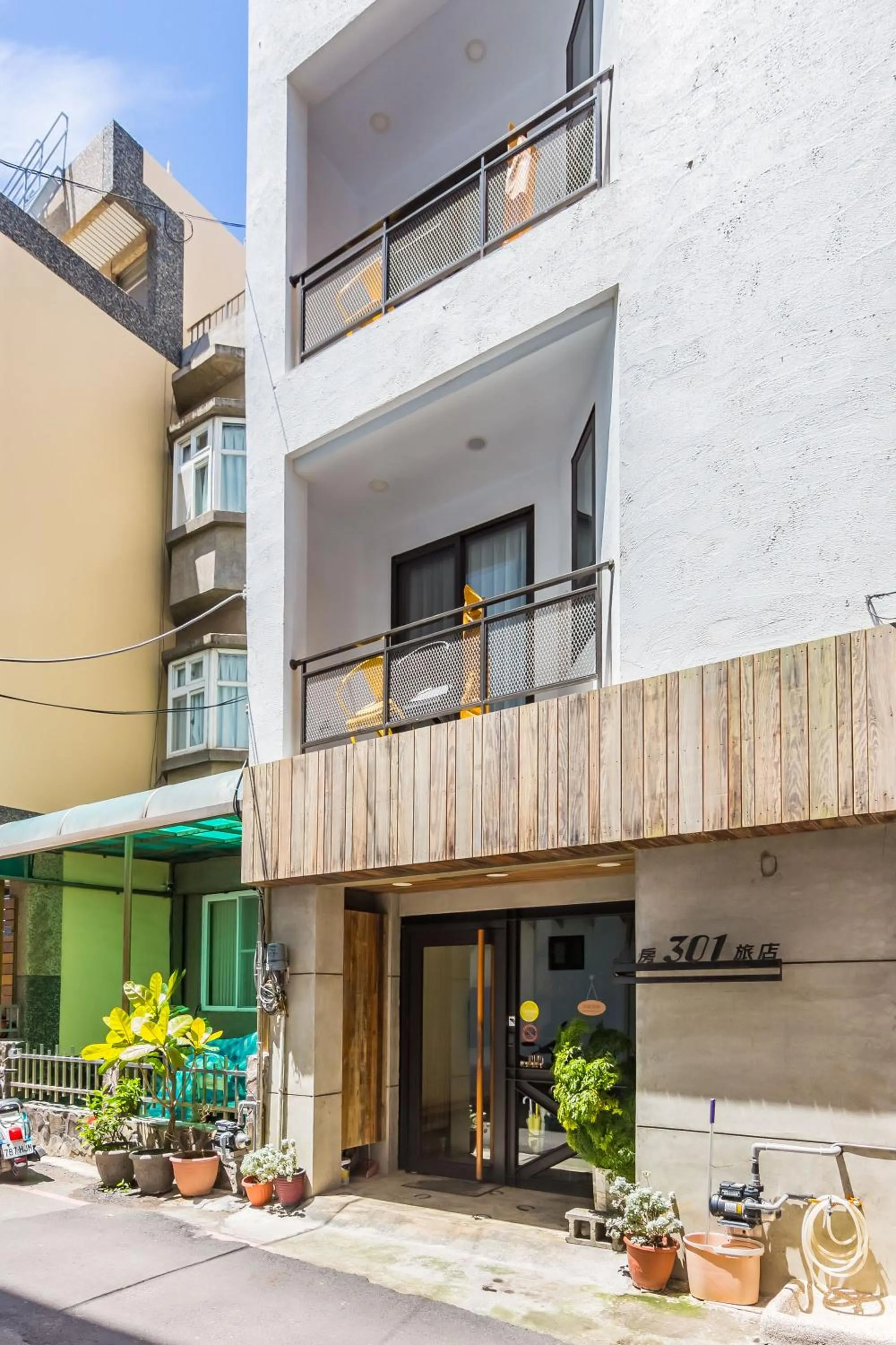 Decorative detail in Treasury Hotel 301