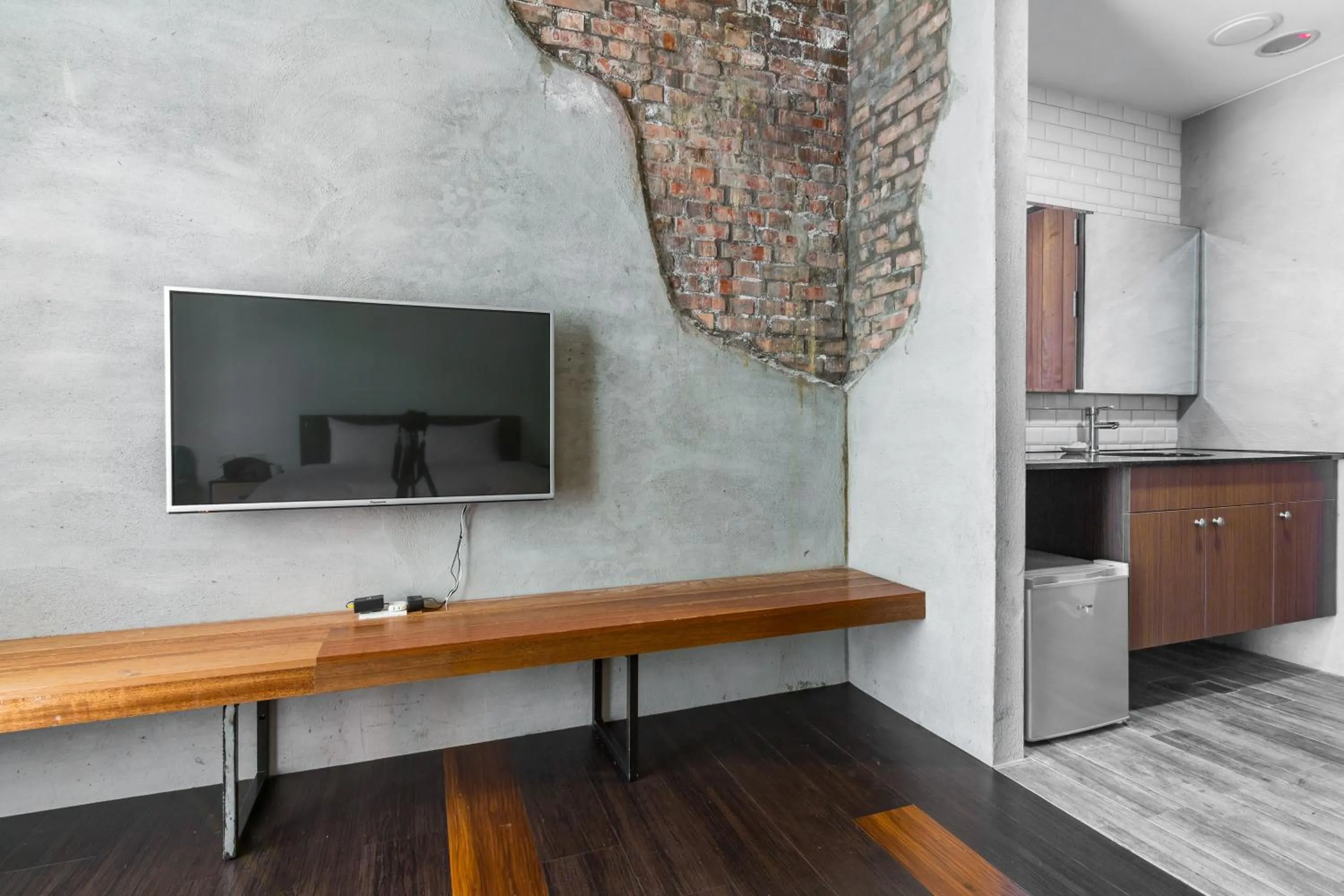 Decorative detail in Treasury Hotel 301