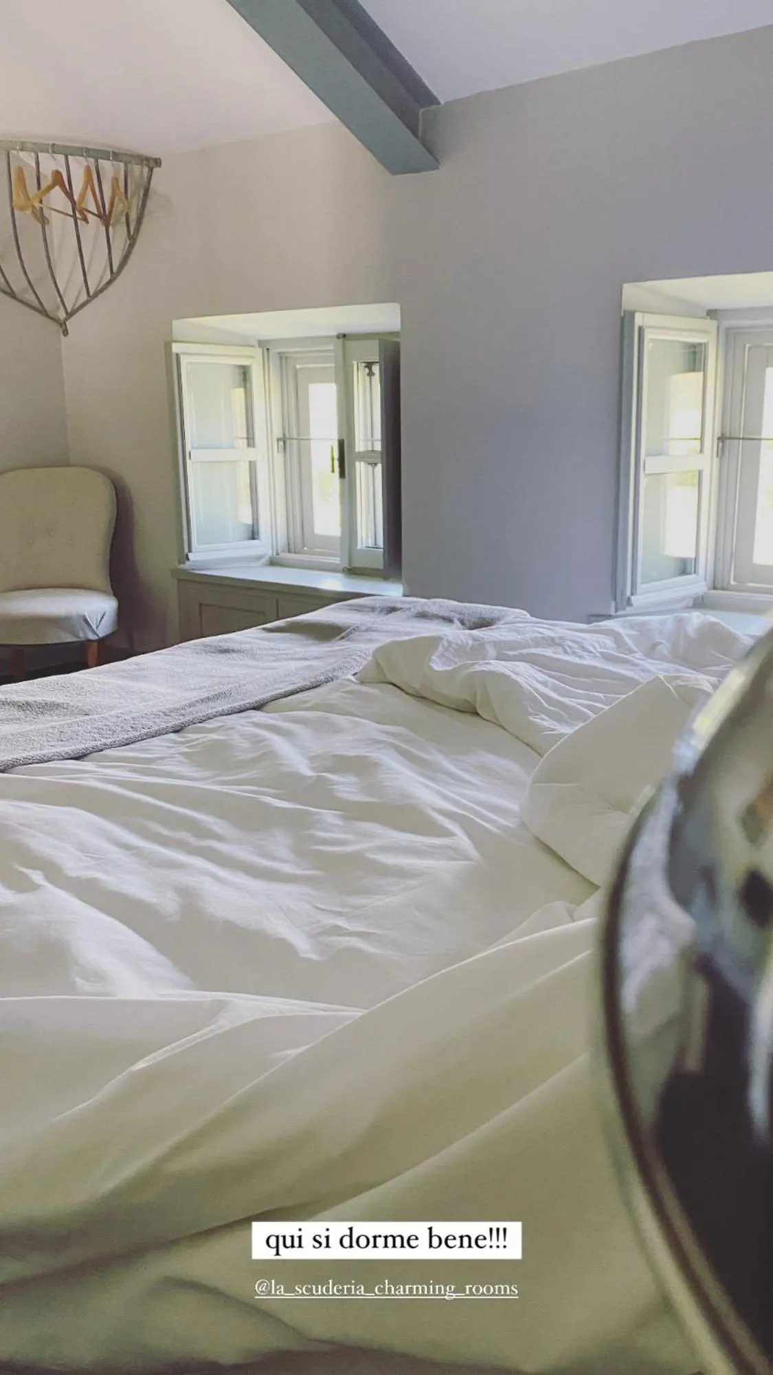 furniture in La Scuderia Charming Rooms b&b