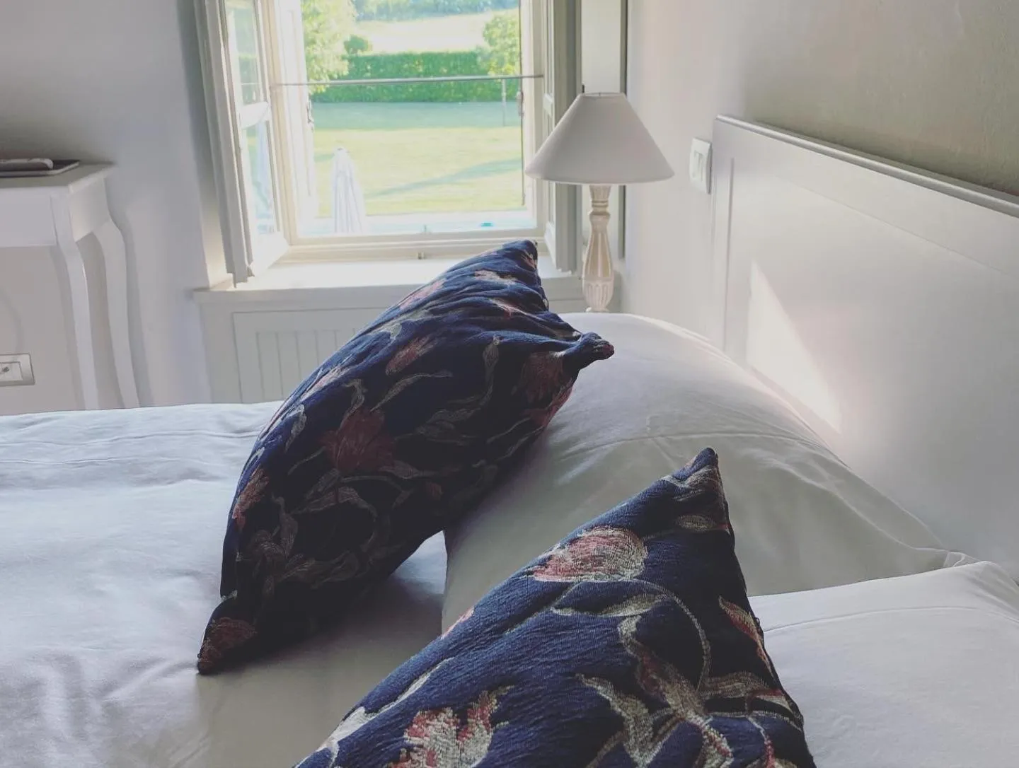 Pool view in La Scuderia Charming Rooms b&b