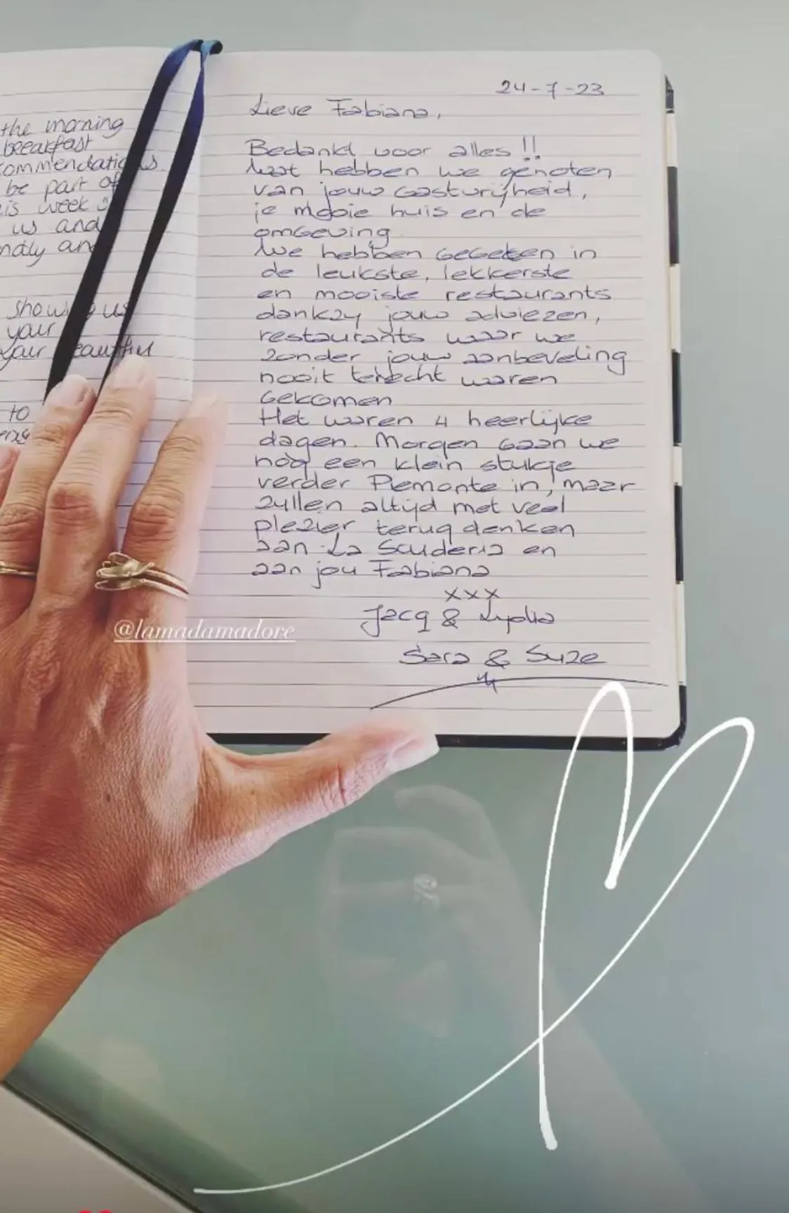 Guests in La Scuderia Charming Rooms b&b