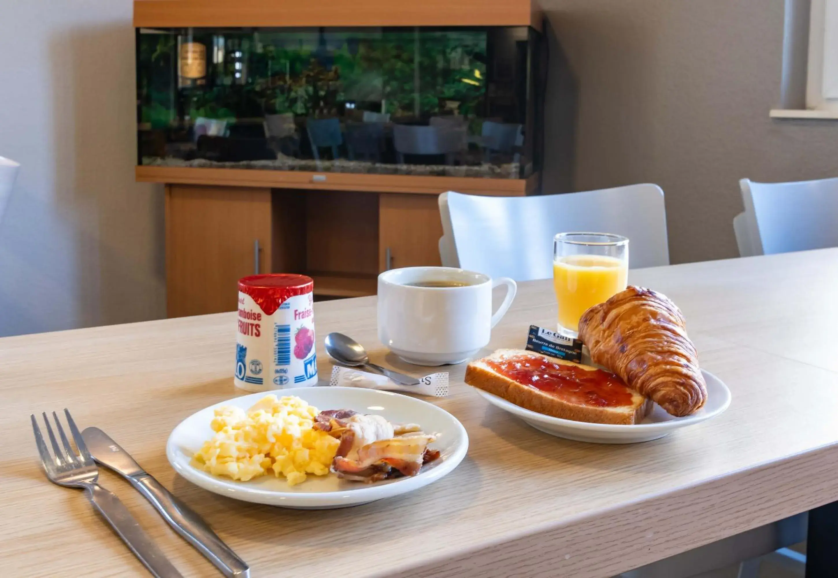 Breakfast in B&B HOTEL Valence Sud Breakfast in B&B HOTEL Valence Sud