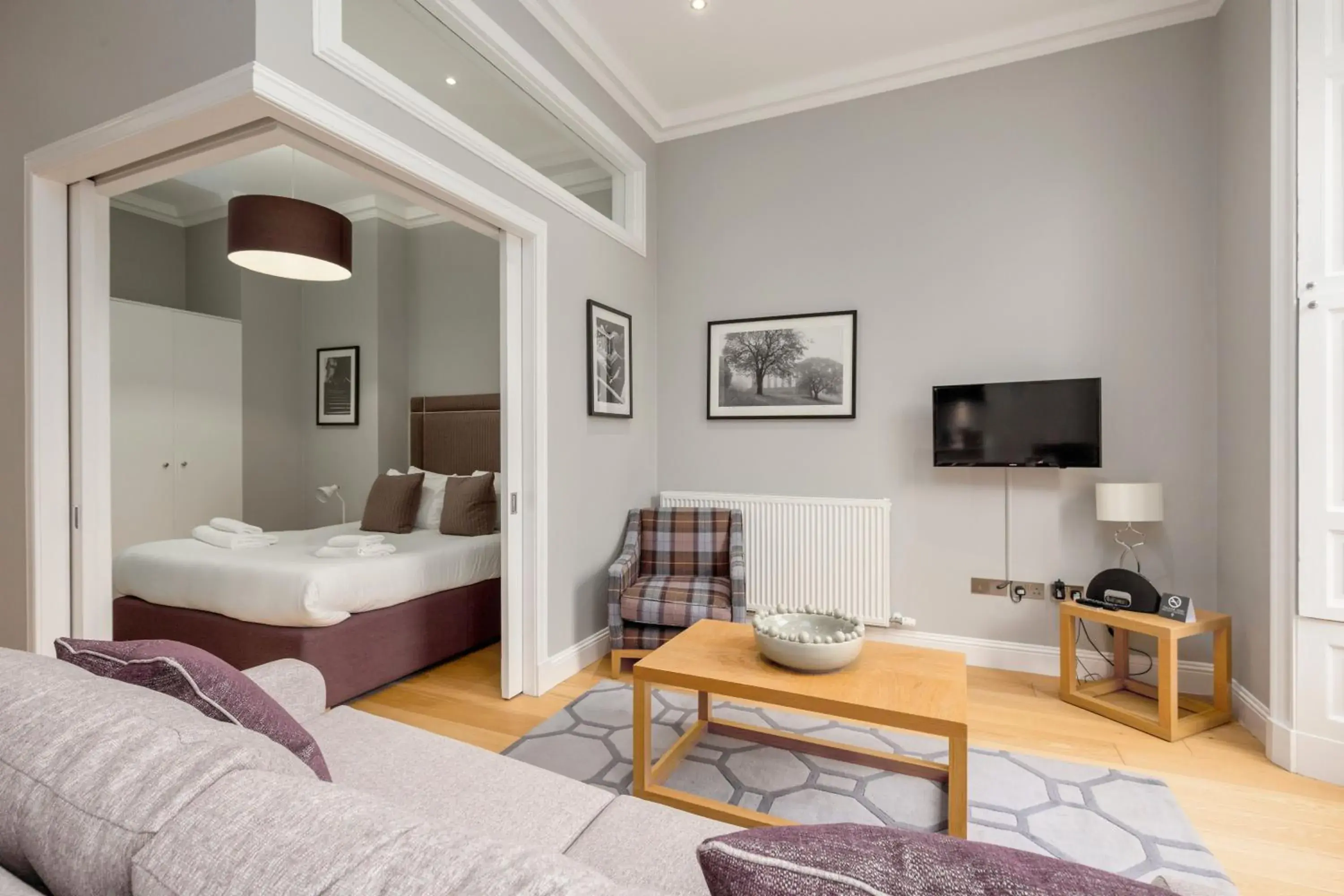 Classic Studio Apartment with Castle View in Destiny Scotland - Princes Street Residence Classic Studio Apartment with Castle View in Destiny Scotland - Princes Street Residence