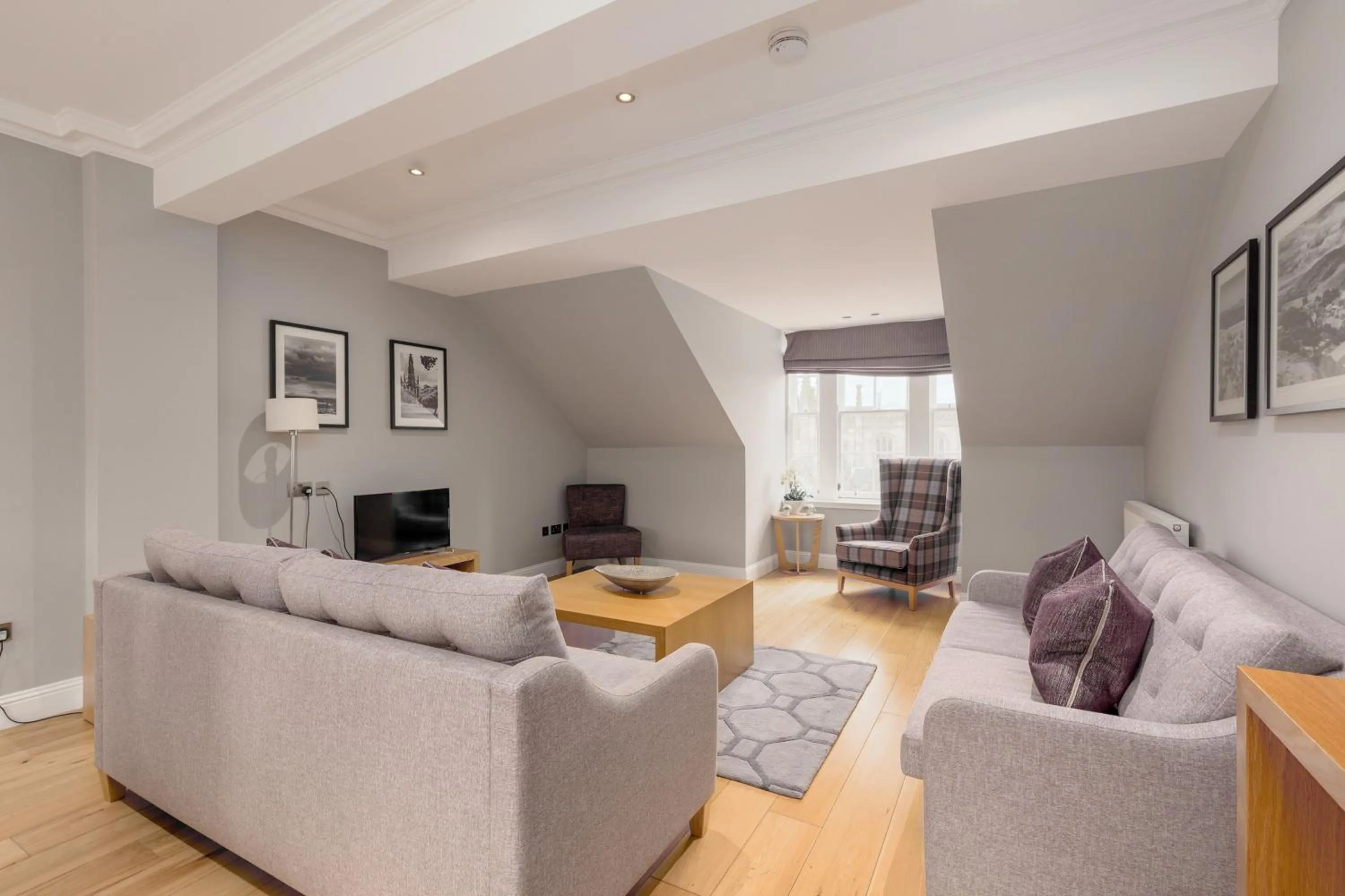 Destiny Scotland - Princes Street Residence