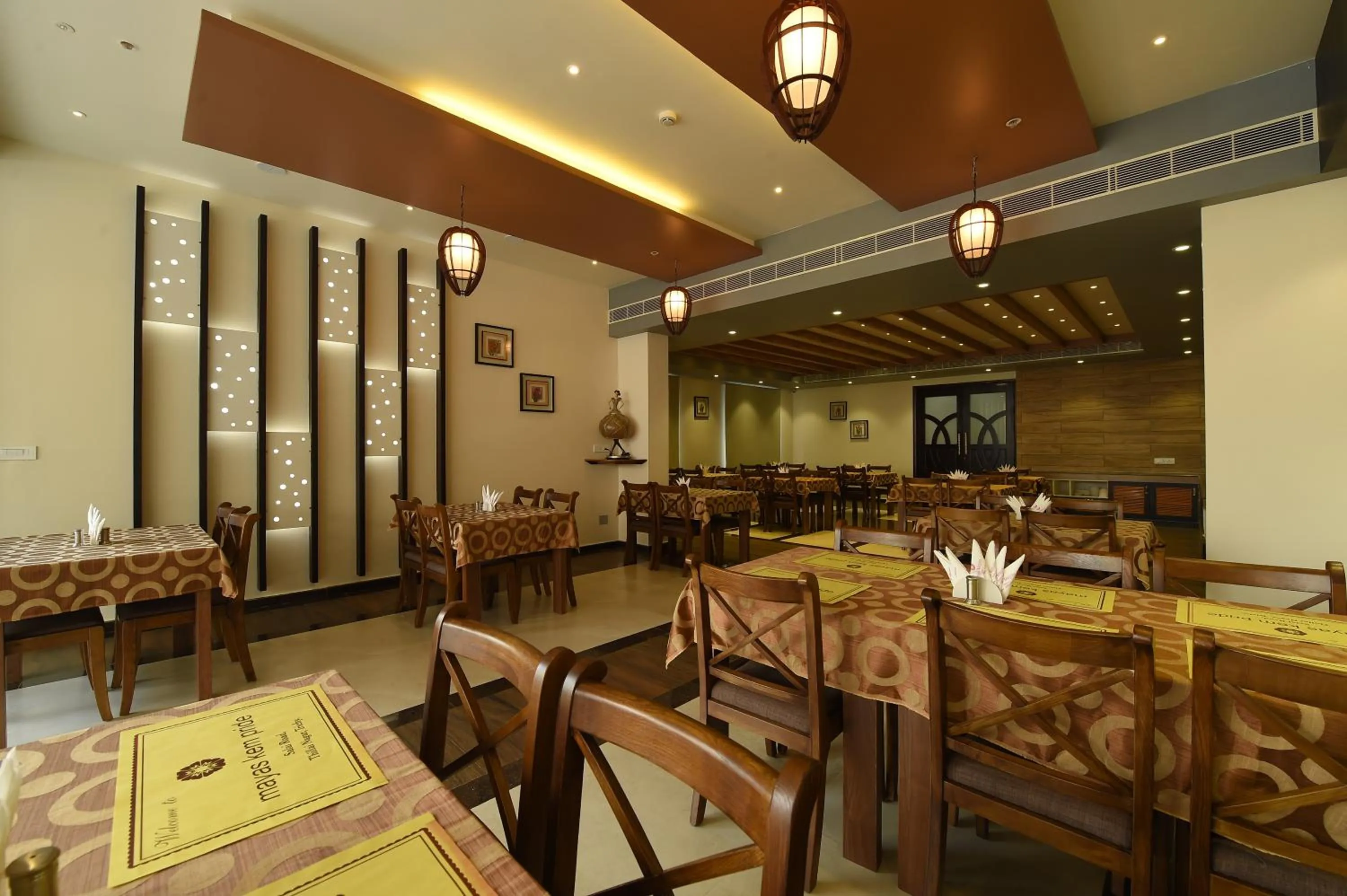 Restaurant/places to eat in Mayas Kem Pride A Group of hotel Mayas