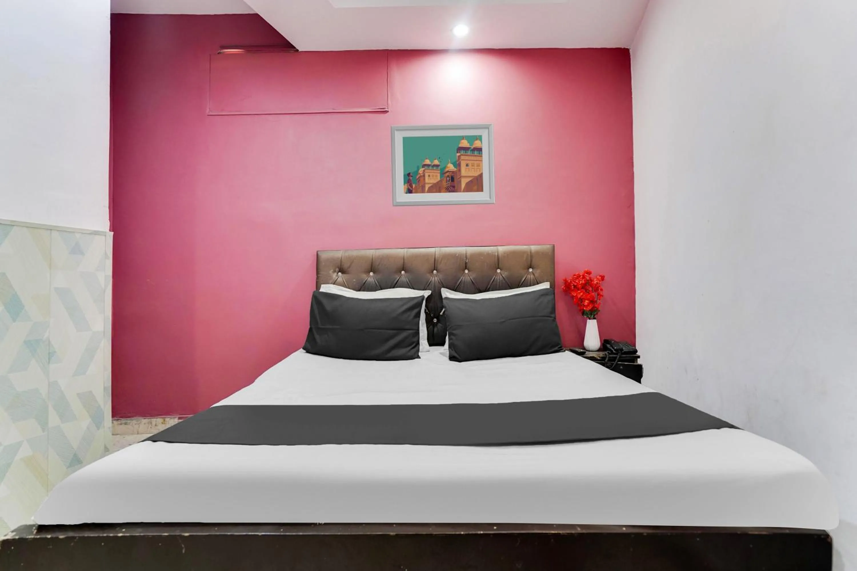 Bedroom in Hotel O PP RESIDENCY