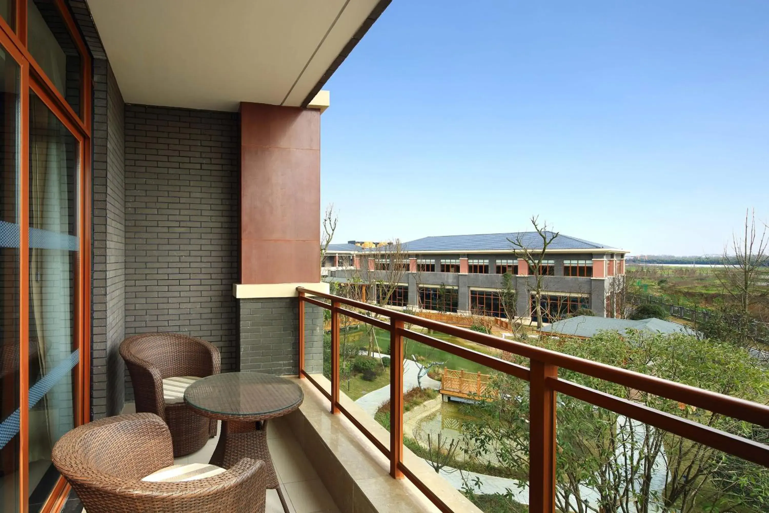 Guest Room, 1 King in Four Points by Sheraton Chengdu, Anren Guest Room, 1 King in Four Points by Sheraton Chengdu, Anren