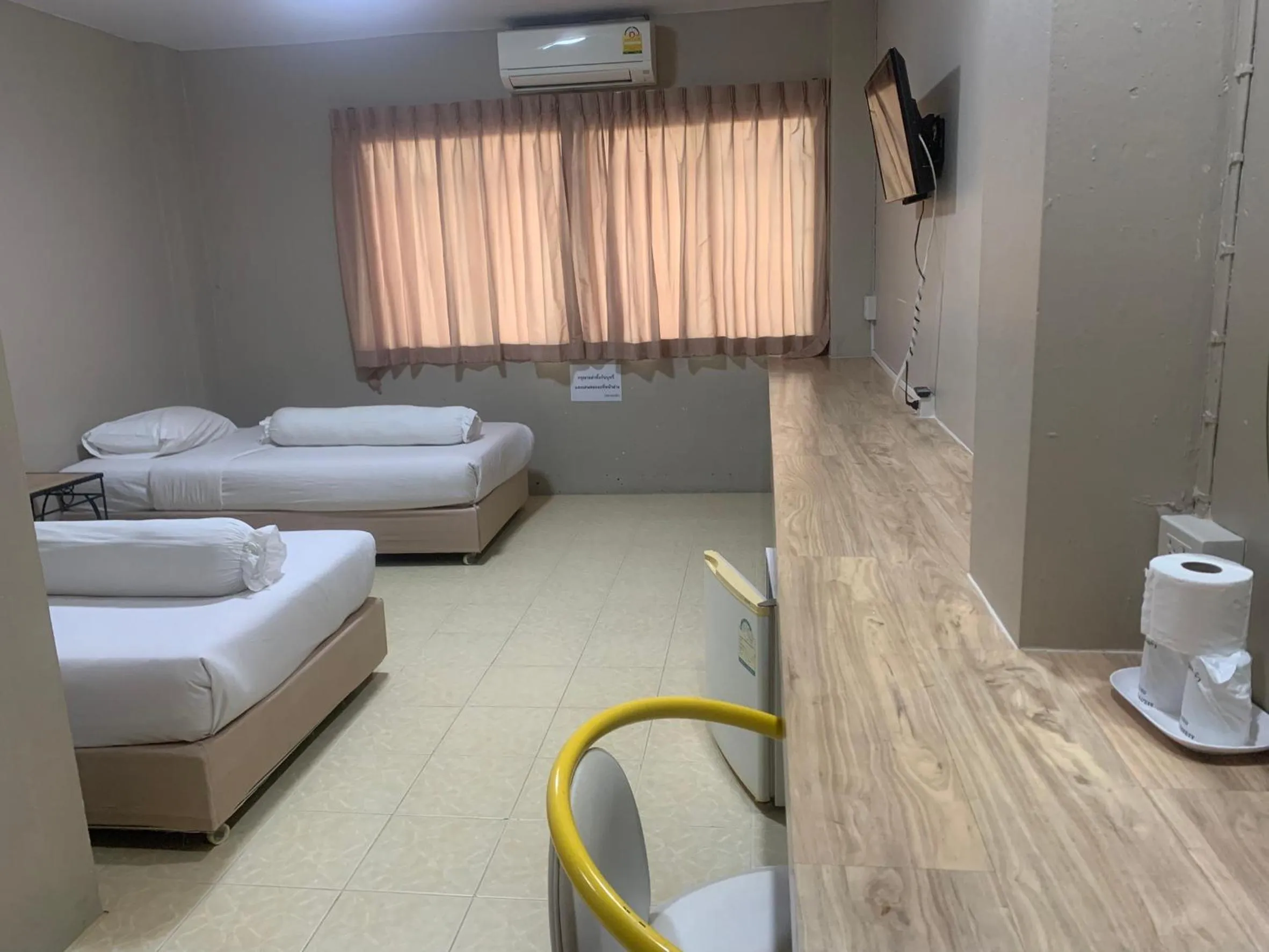 Photo of the whole room, Bed in Lithai Guesthouse