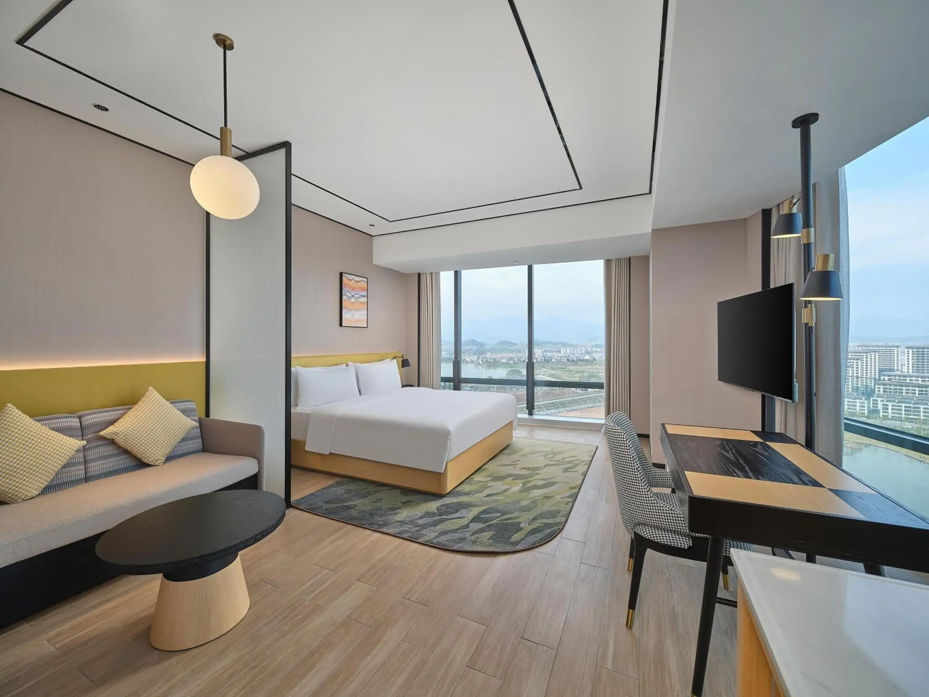 Deluxe King Room with Sofa Bed in Hilton Garden Inn Quzhou Deluxe King Room with Sofa Bed in Hilton Garden Inn Quzhou