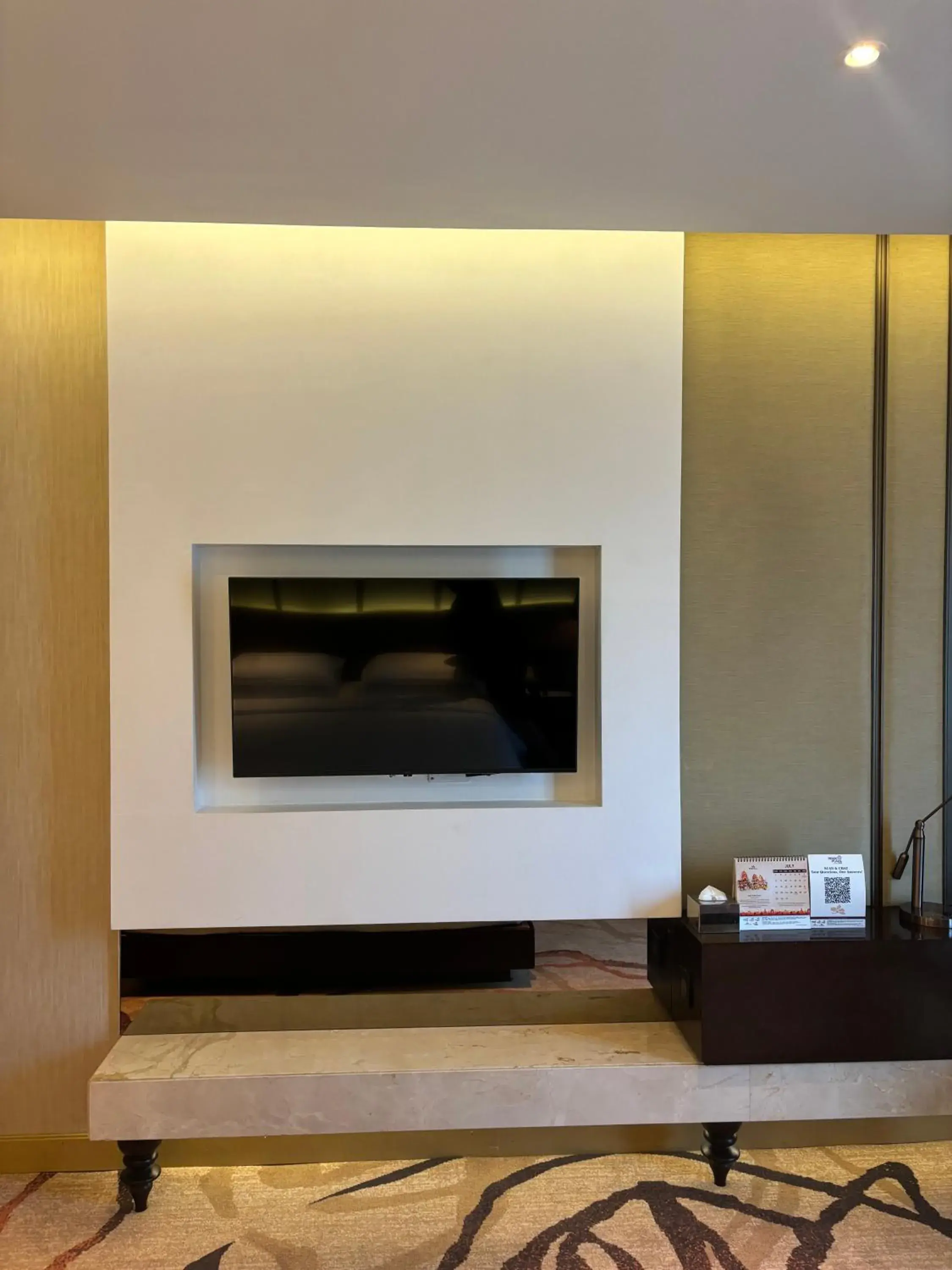 Premium King in Pride Plaza Hotel, Aerocity New Delhi Premium King in Pride Plaza Hotel, Aerocity New Delhi