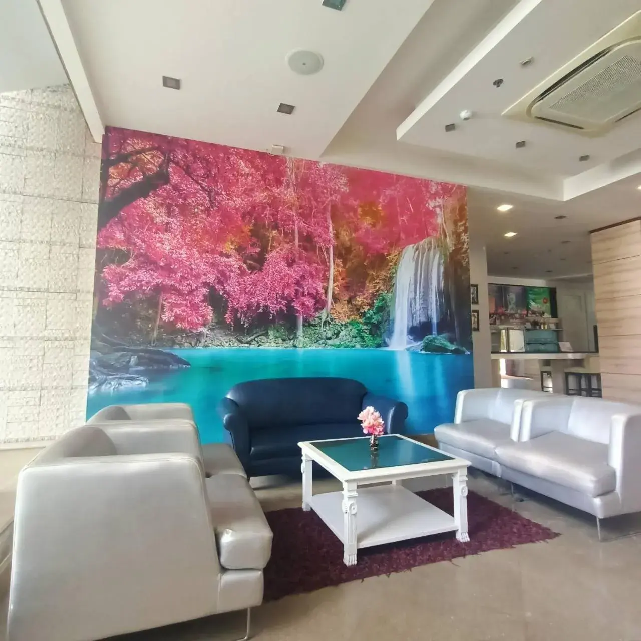 Property building in Mayflower Grande Hotel Phitsanulok Property building in Mayflower Grande Hotel Phitsanulok