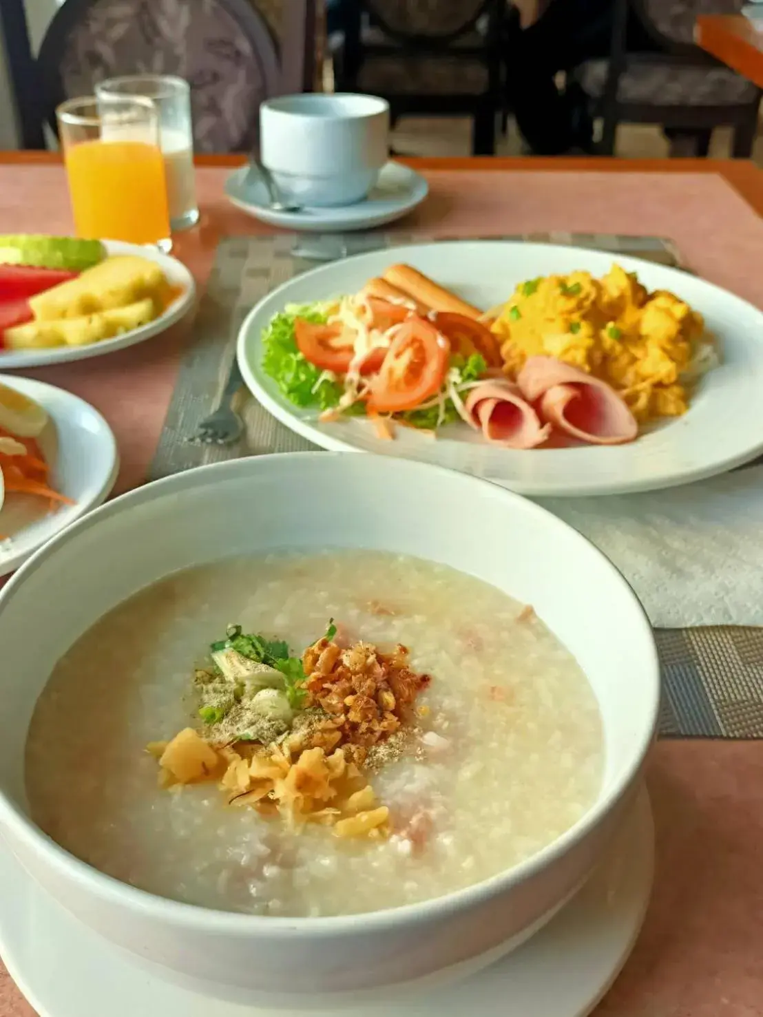 Breakfast in Mayflower Grande Hotel Phitsanulok Breakfast in Mayflower Grande Hotel Phitsanulok