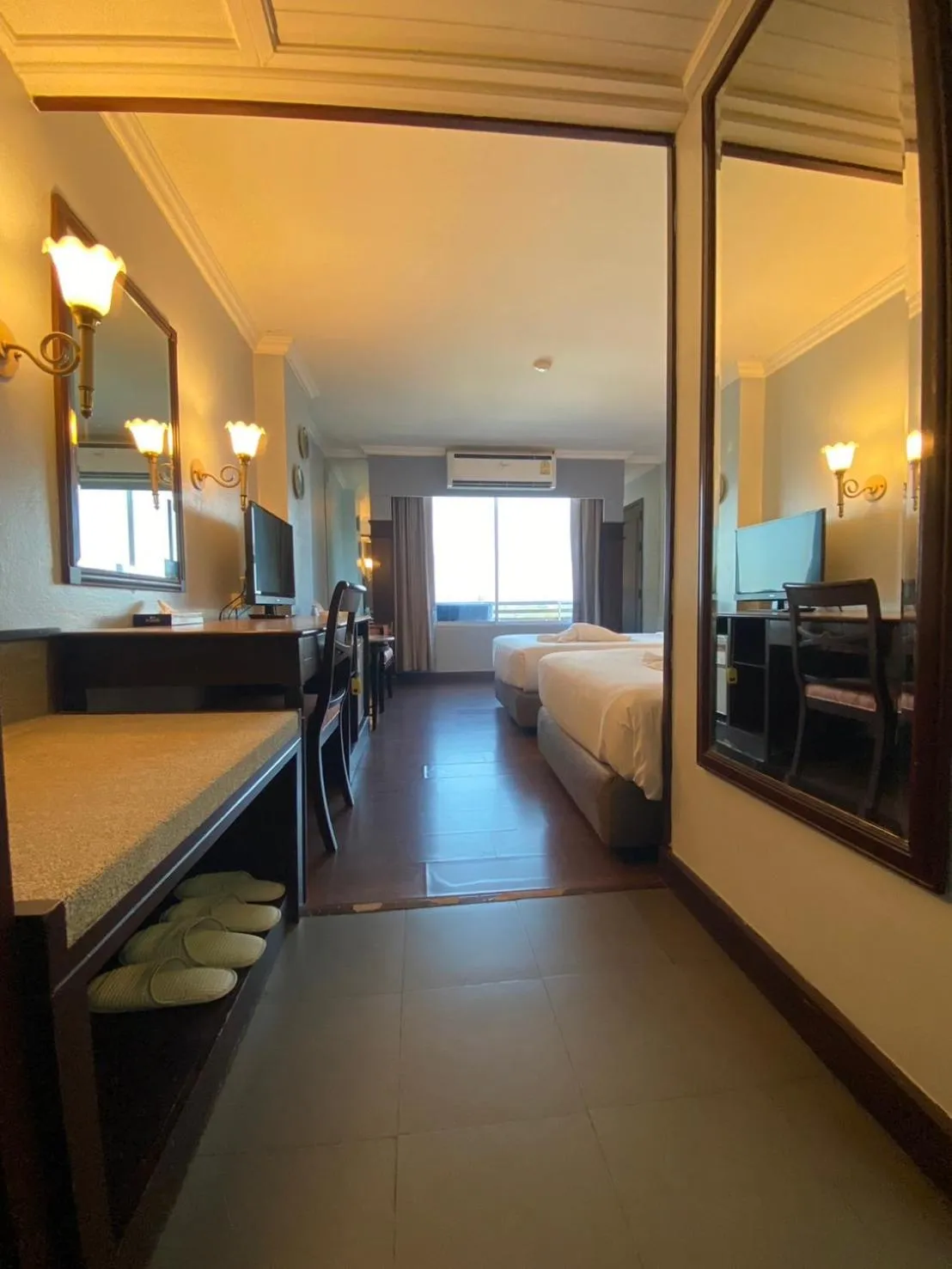 Bed in Mayflower Grande Hotel Phitsanulok