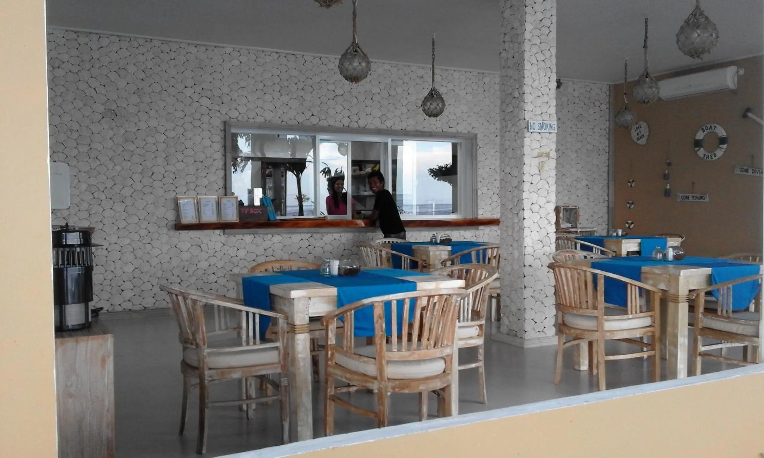 Restaurant/places to eat in Nalini Resort