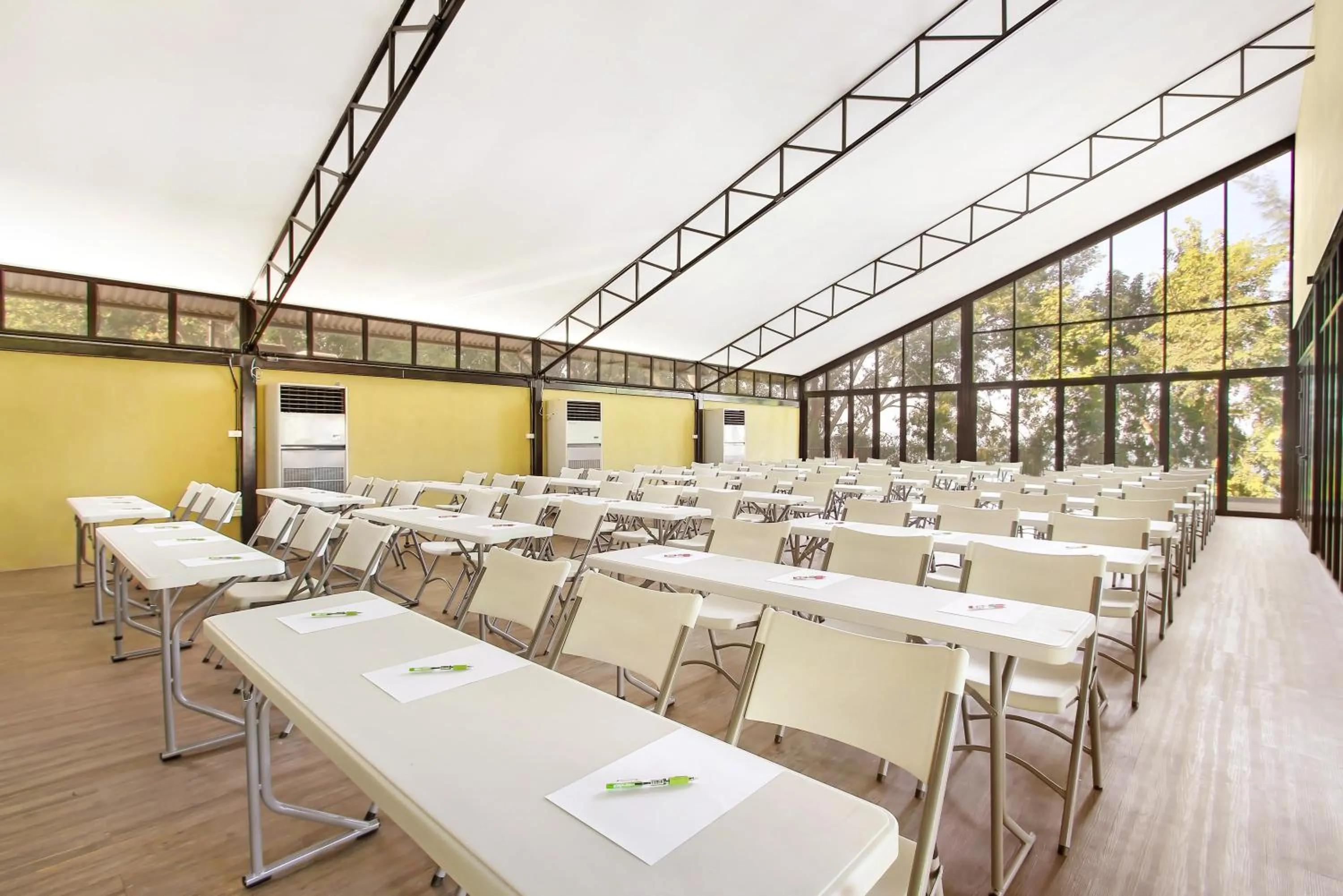 Banquet/Function facilities in Samed Hideaway Resort