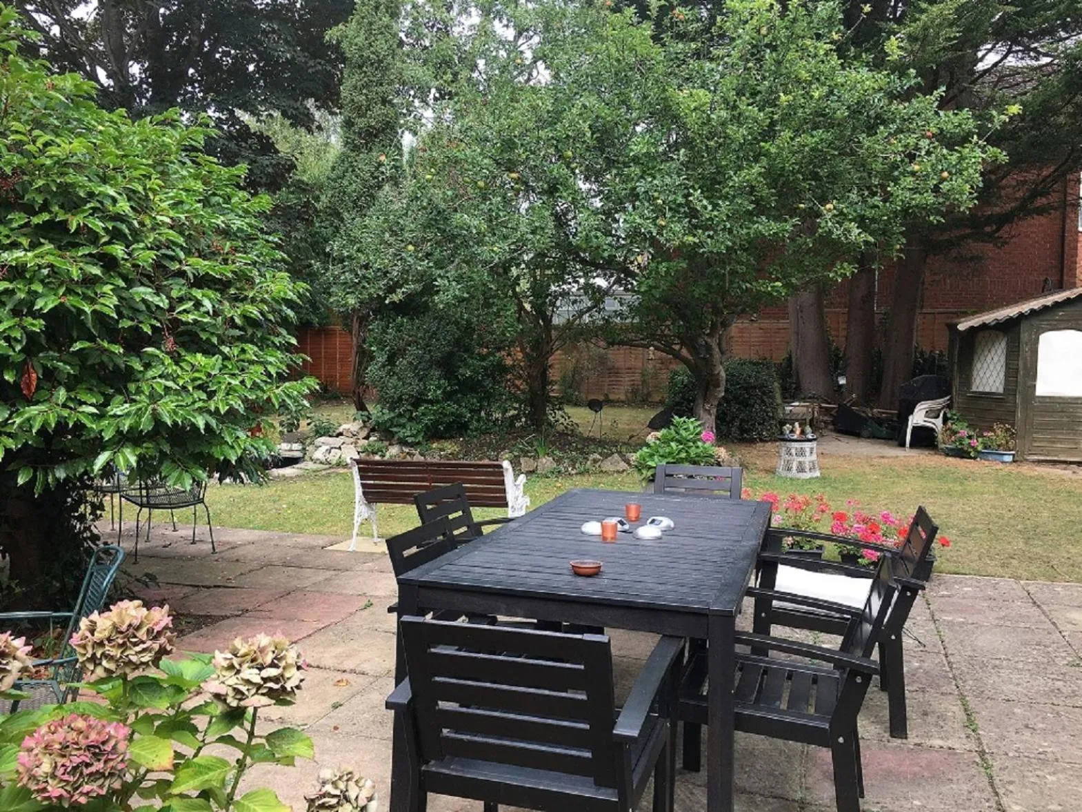 Garden in Pickwicks Guest House