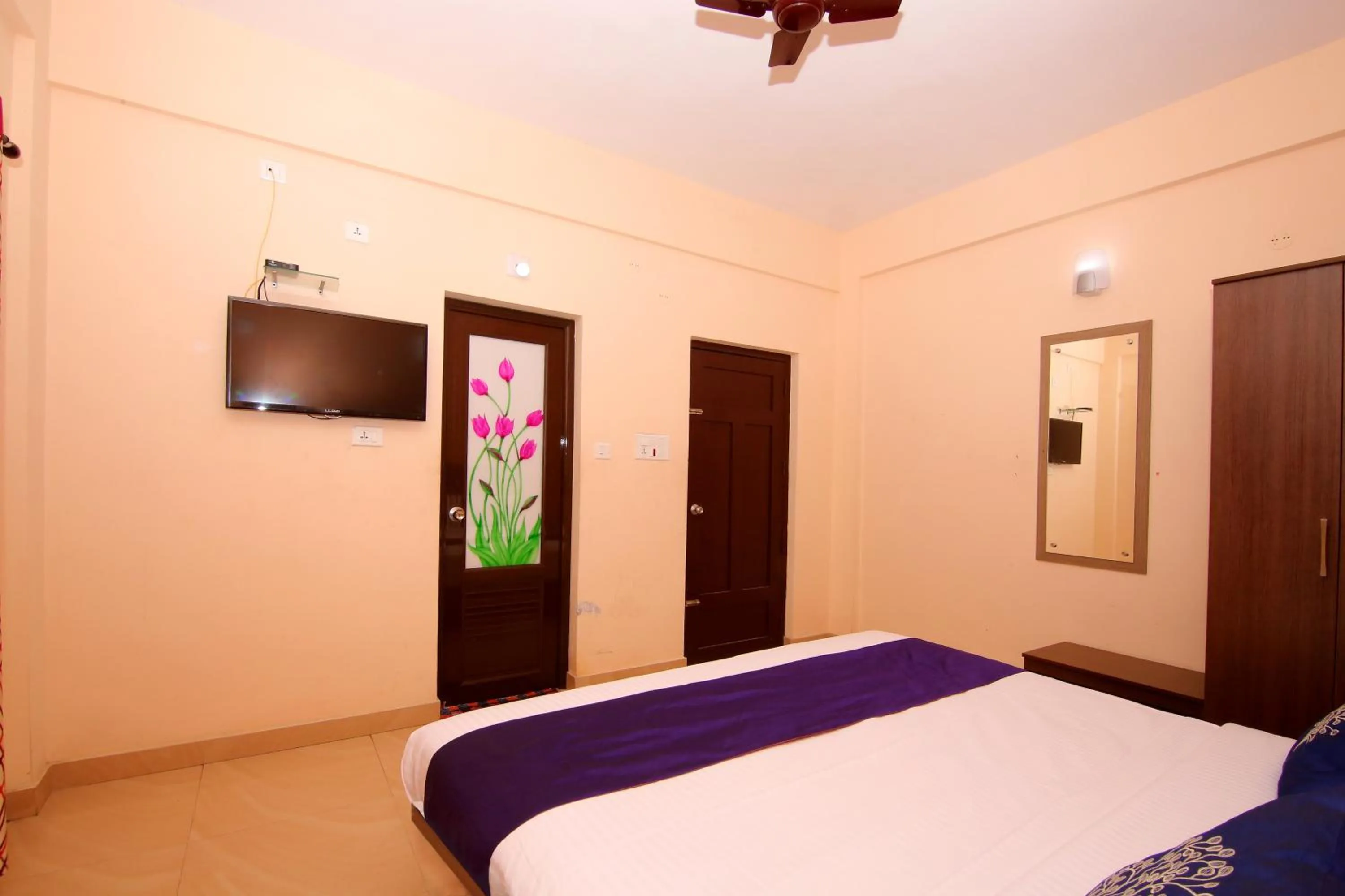 Bed in Pine Tree Munnar