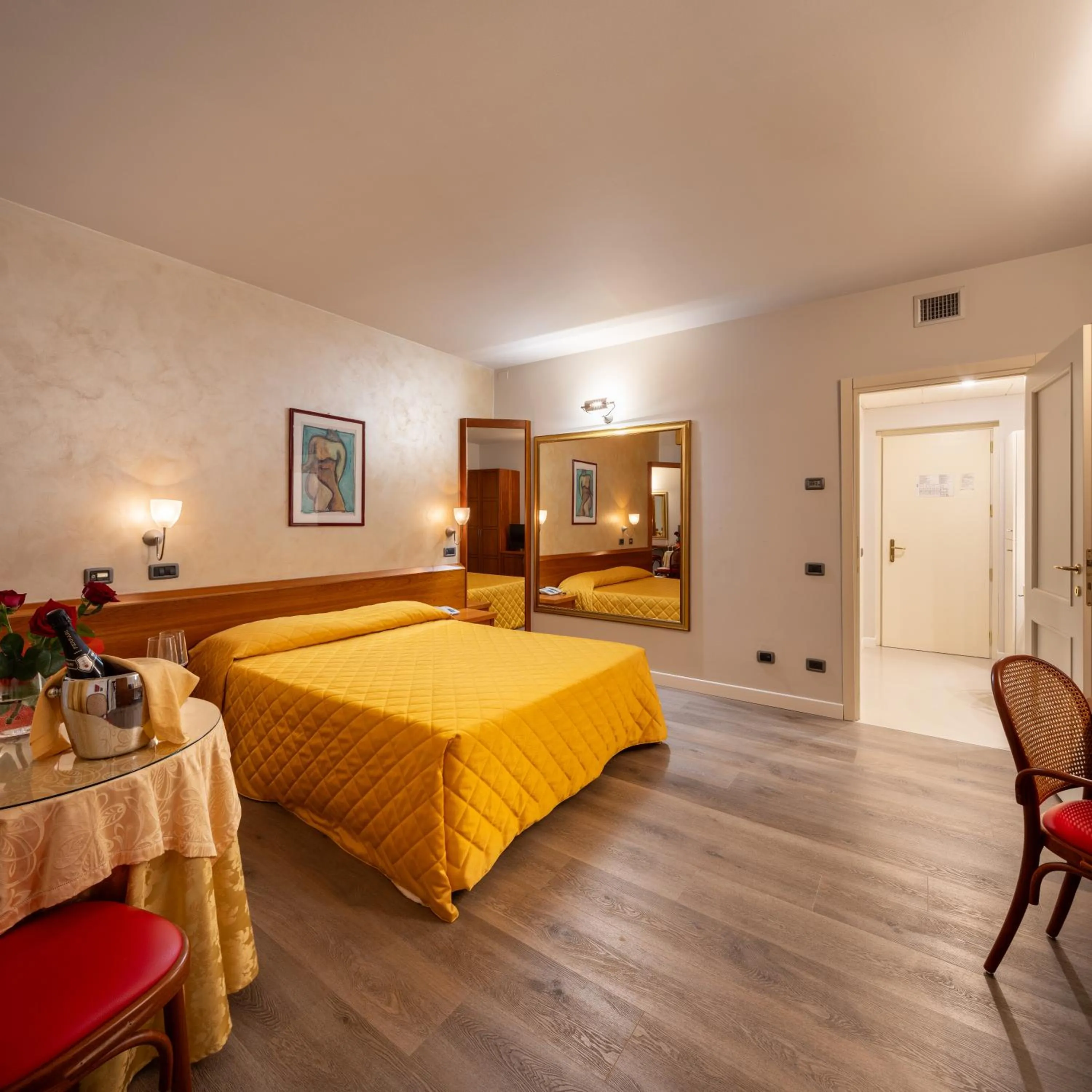 Bed in Hotel Motel Sporting