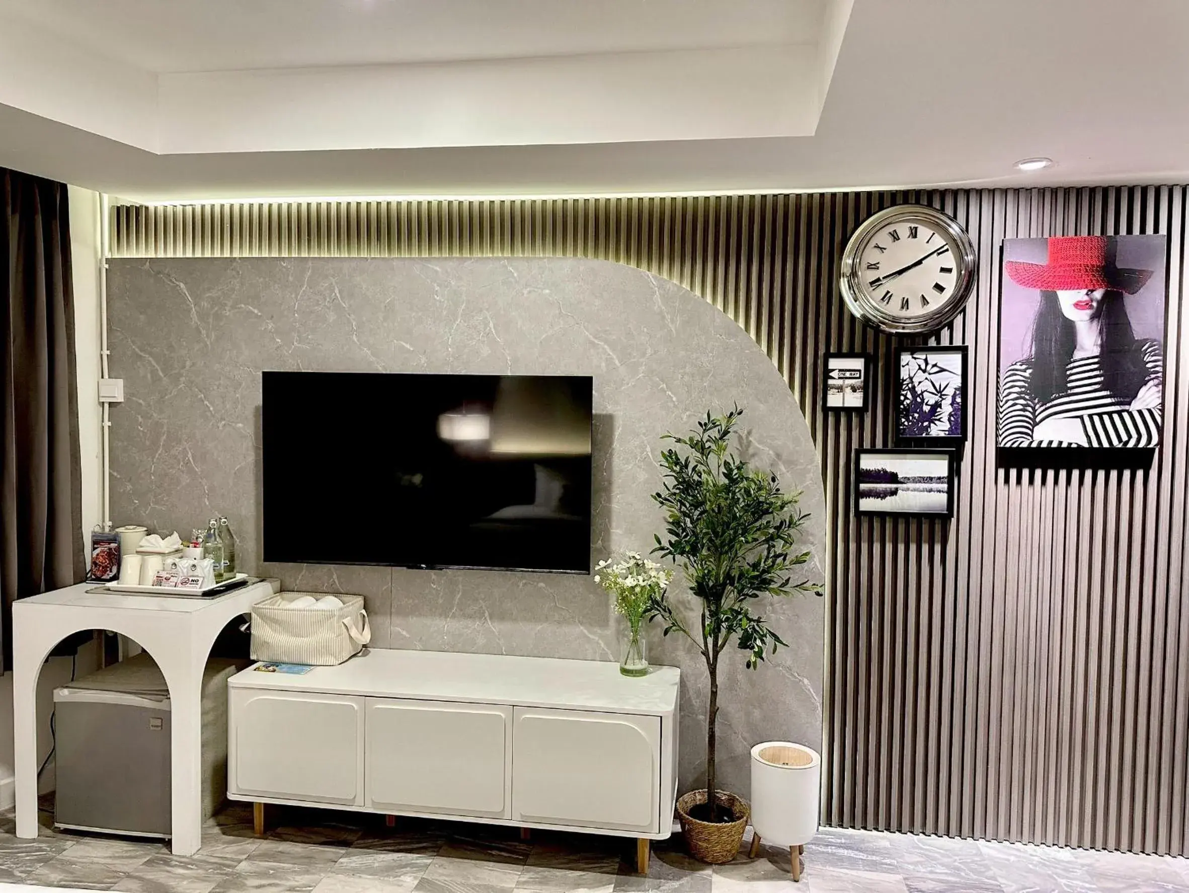 Bed in Dragon River Avenue Bed in Dragon River Avenue