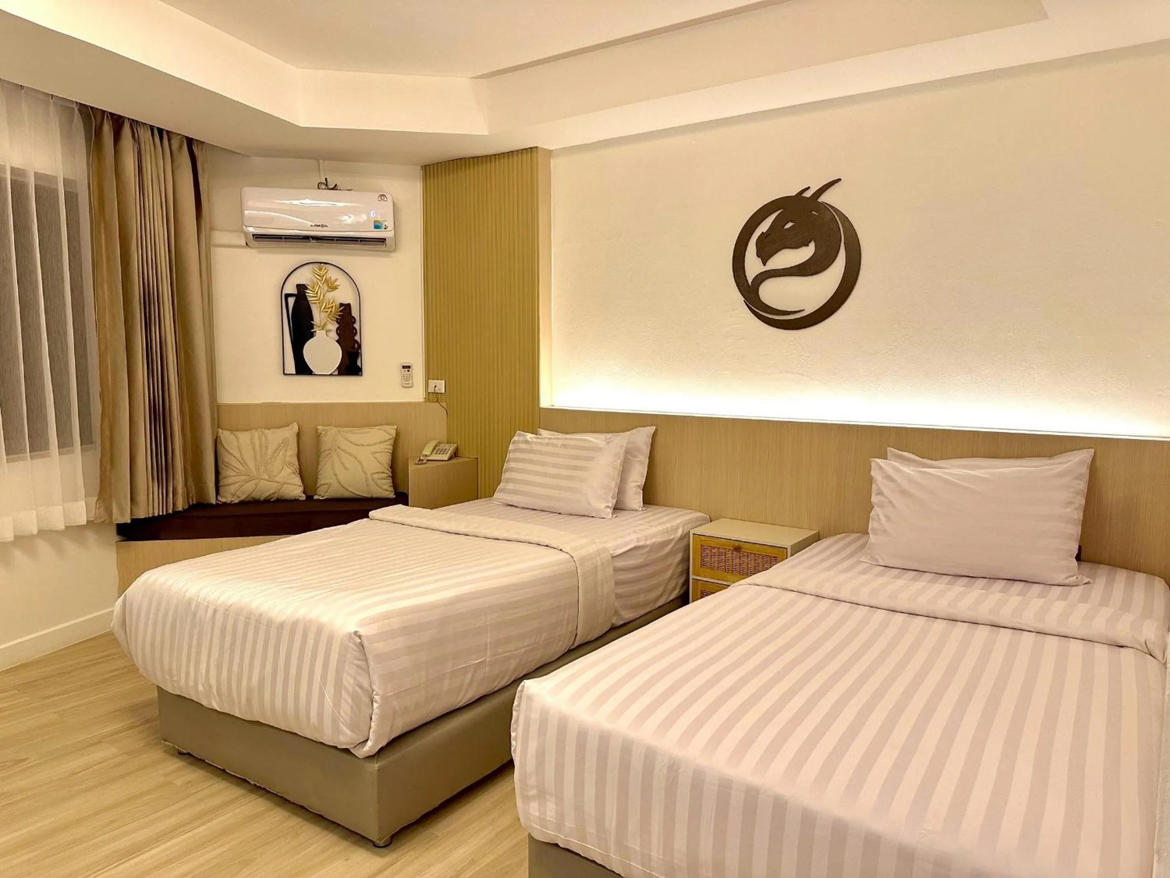 Bed in Dragon River Avenue