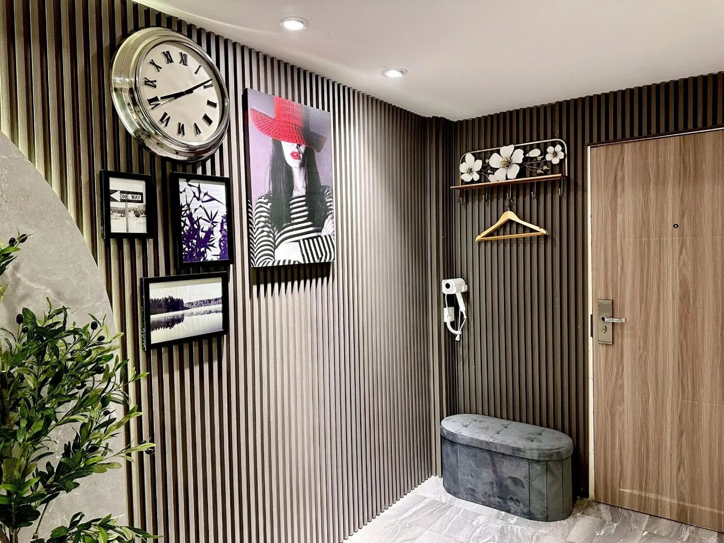 Photo of the whole room in Dragon River Avenue Photo of the whole room in Dragon River Avenue