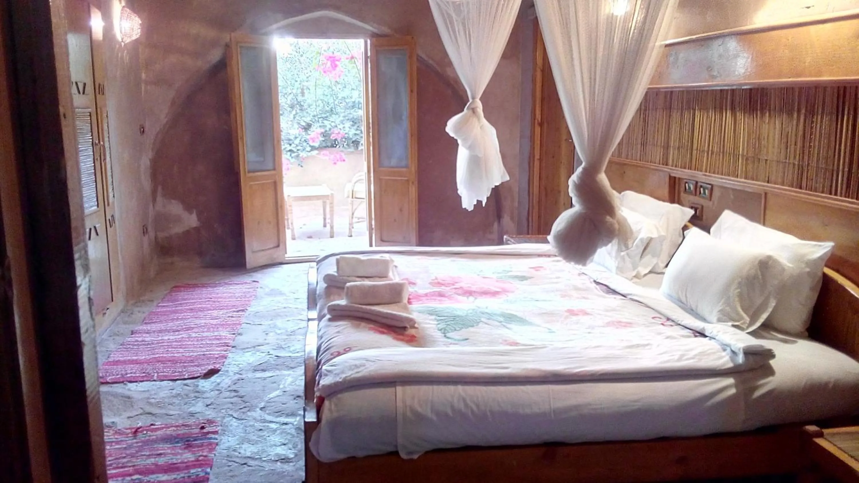 Bed in Eskaleh Eco-Lodge