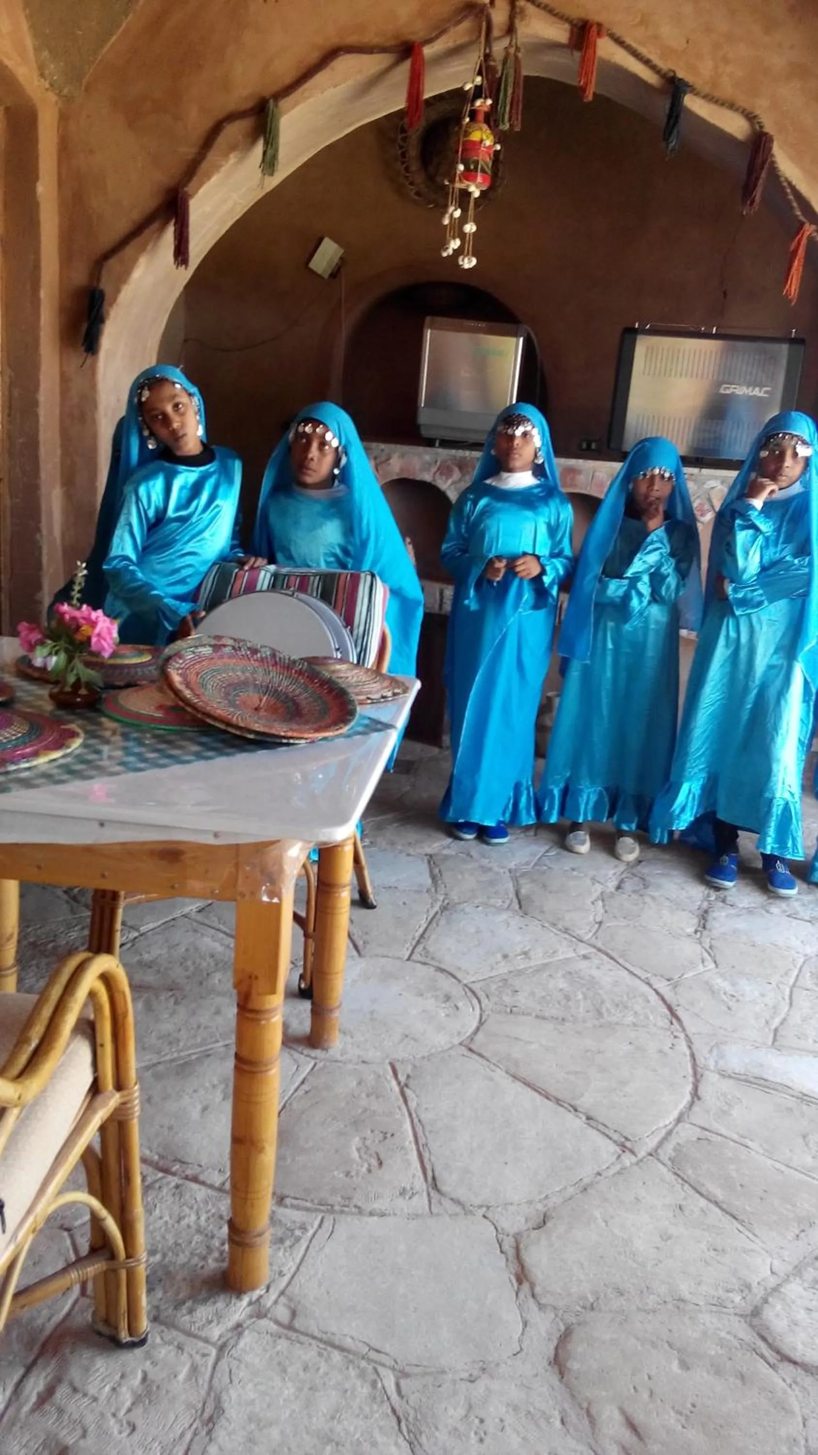 People in Eskaleh Eco-Lodge