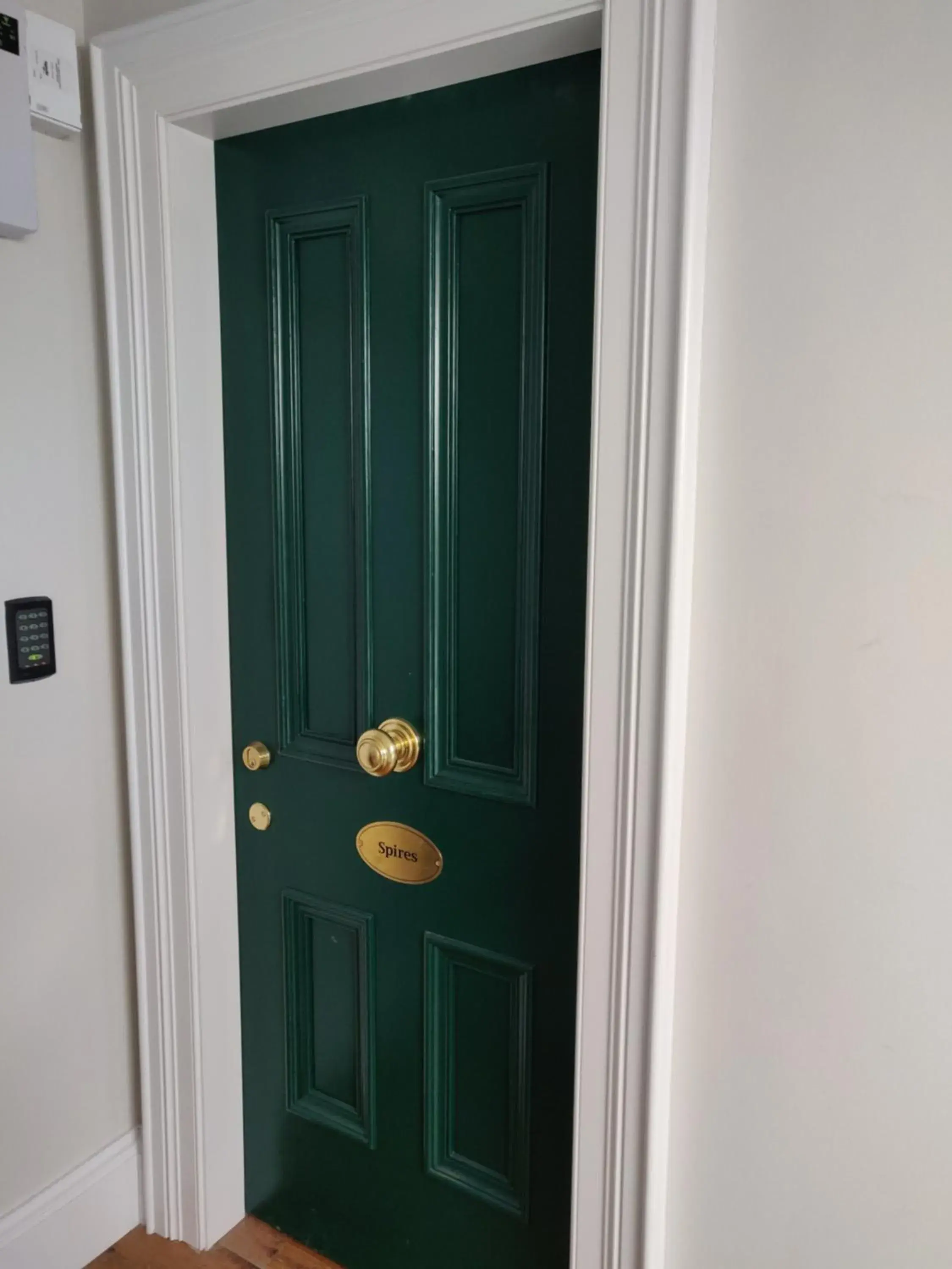 Facade/entrance in Bishop's Gate Hotel Facade/entrance in Bishop's Gate Hotel