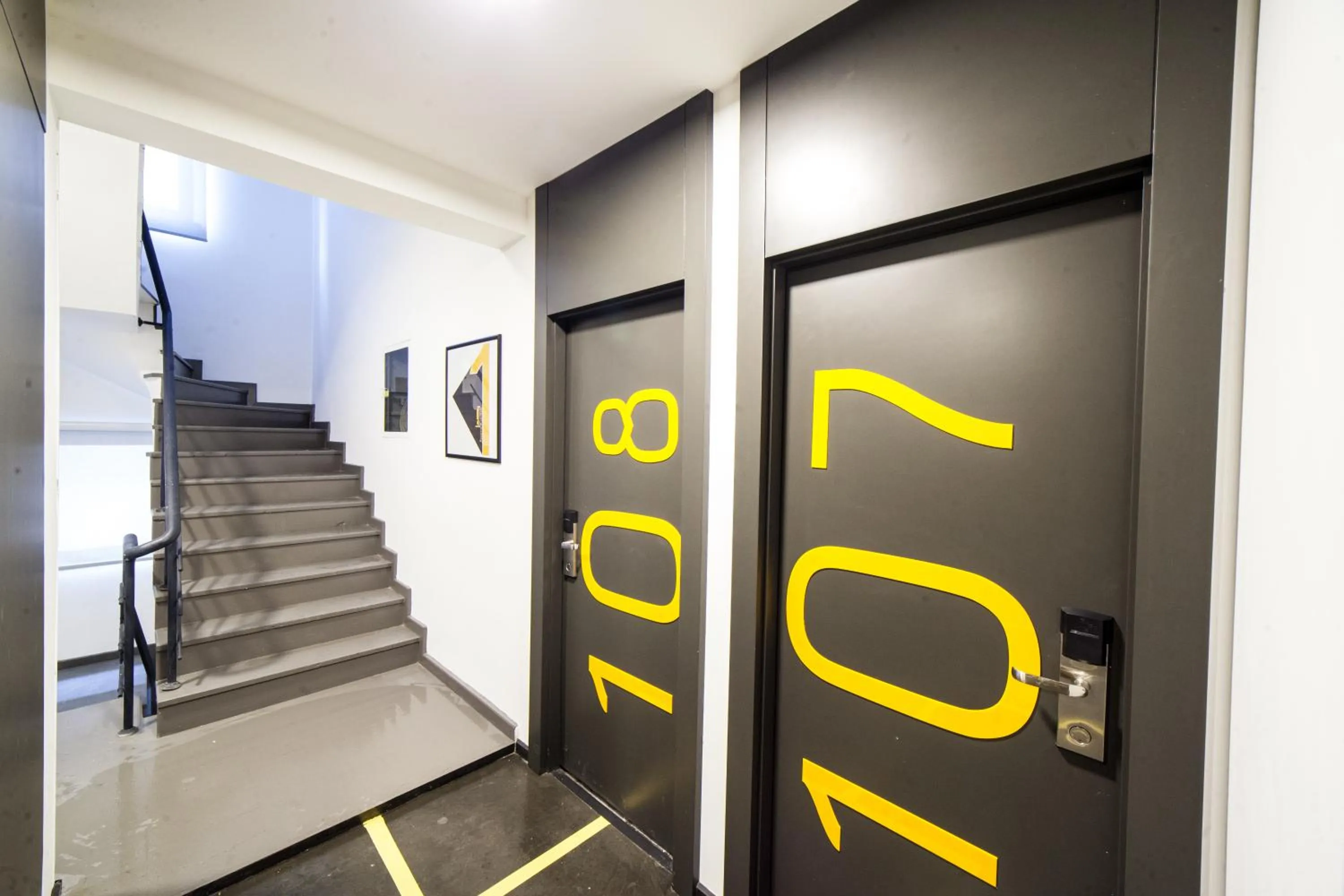 Decorative detail in Inn 65 Budget