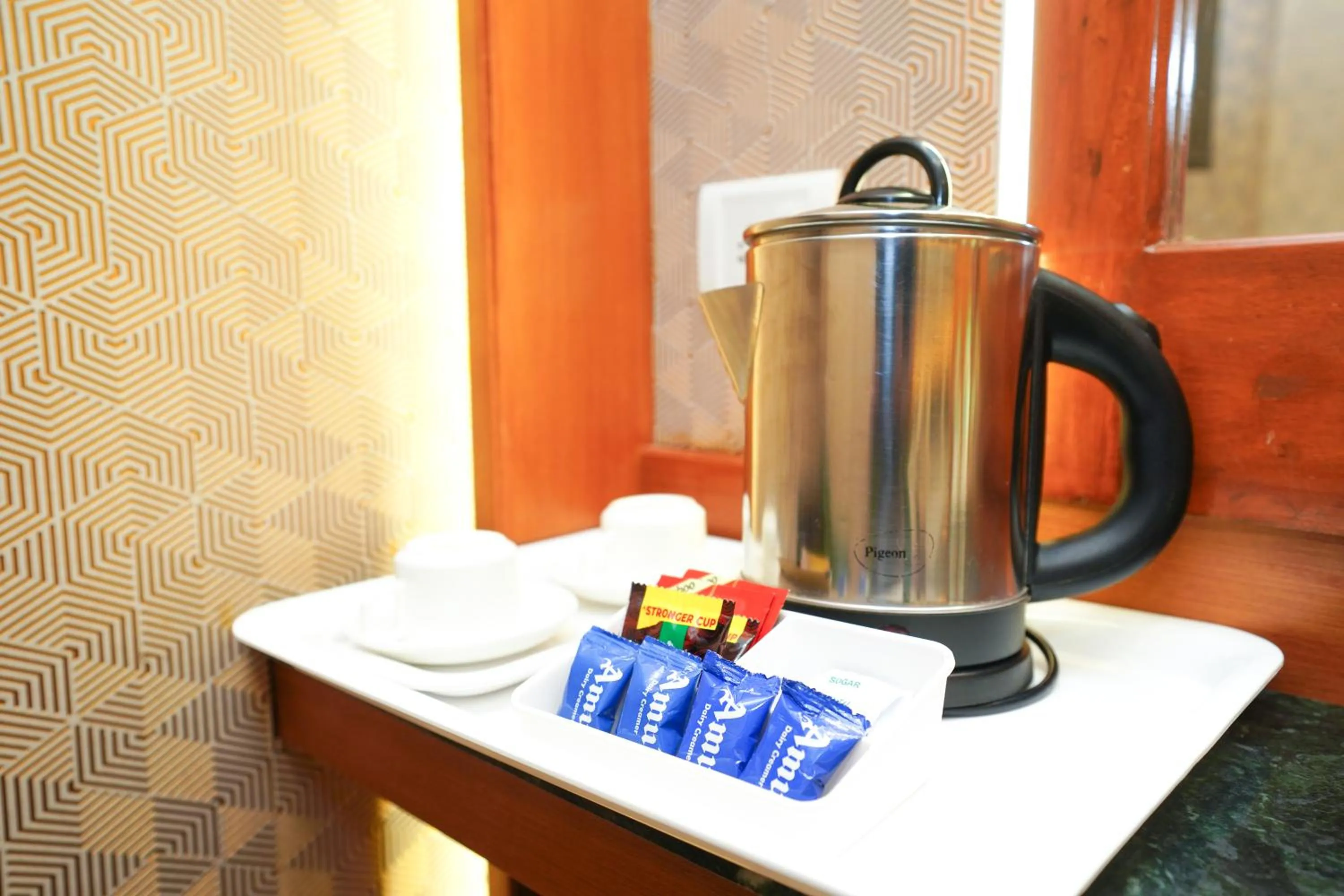 Coffee/tea facilities in Zaith Residency Near US Consulate & Apollo hospitals