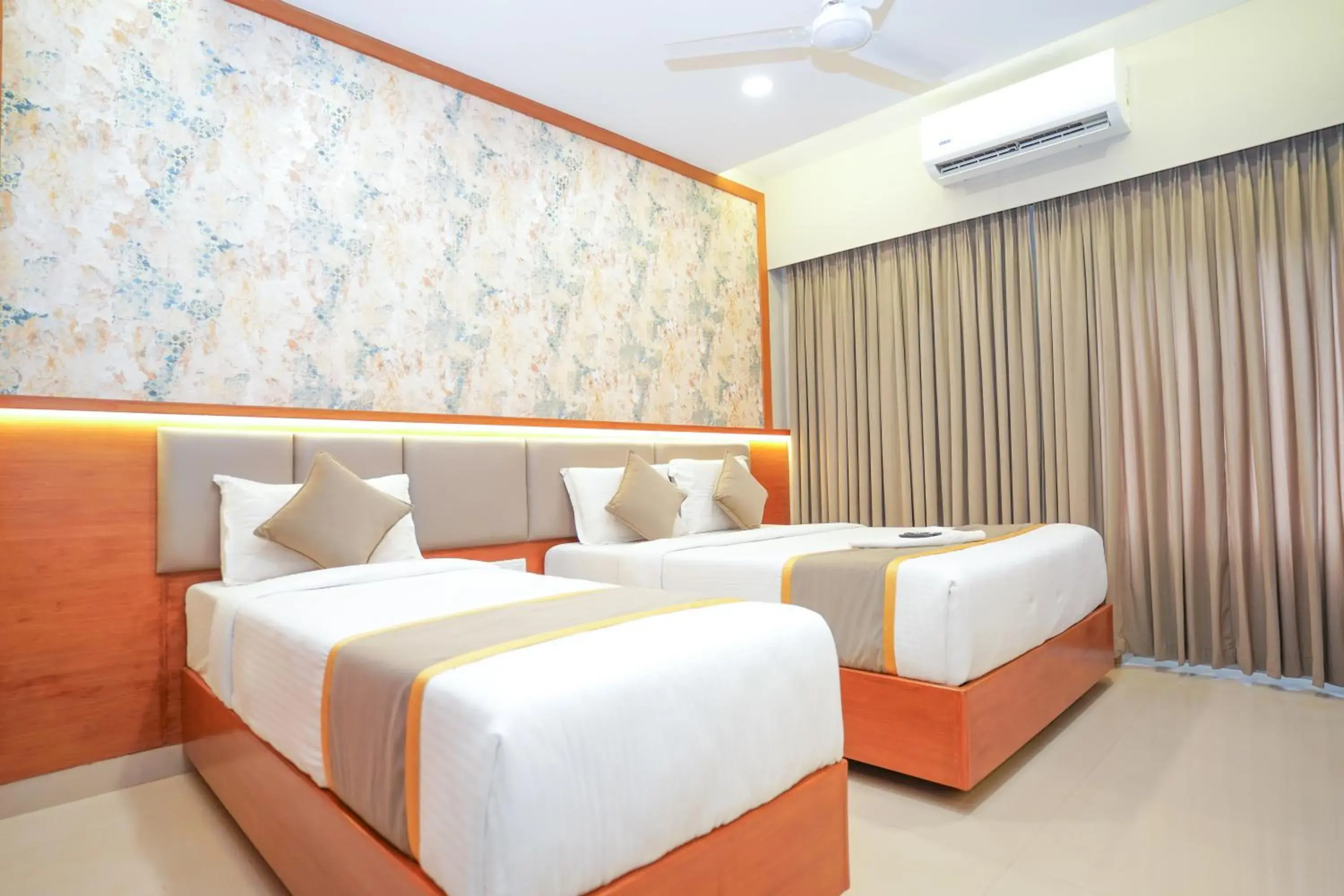 Bed in Zaith Residency Near US Consulate & Apollo hospitals Bed in Zaith Residency Near US Consulate & Apollo hospitals