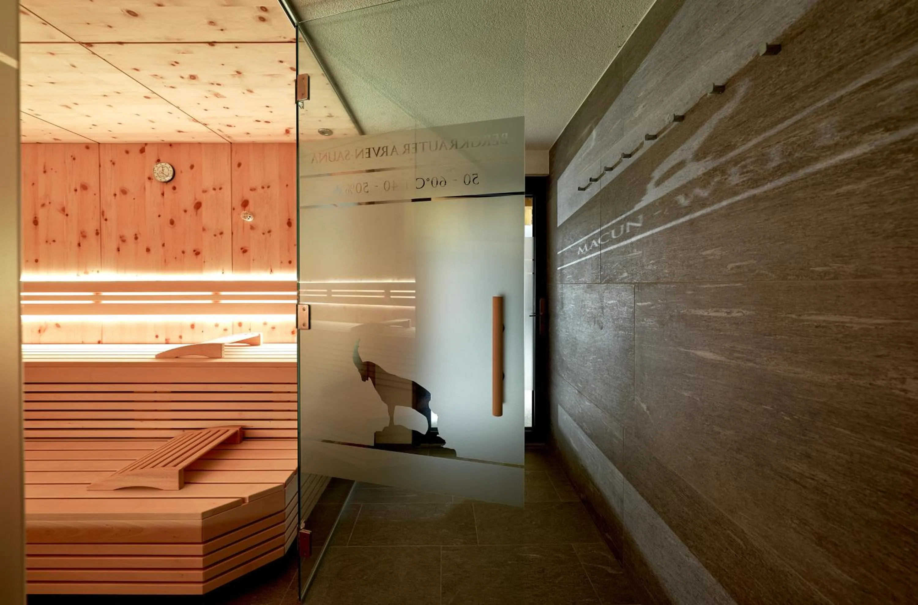 Sauna in Aparthotel Grischuna