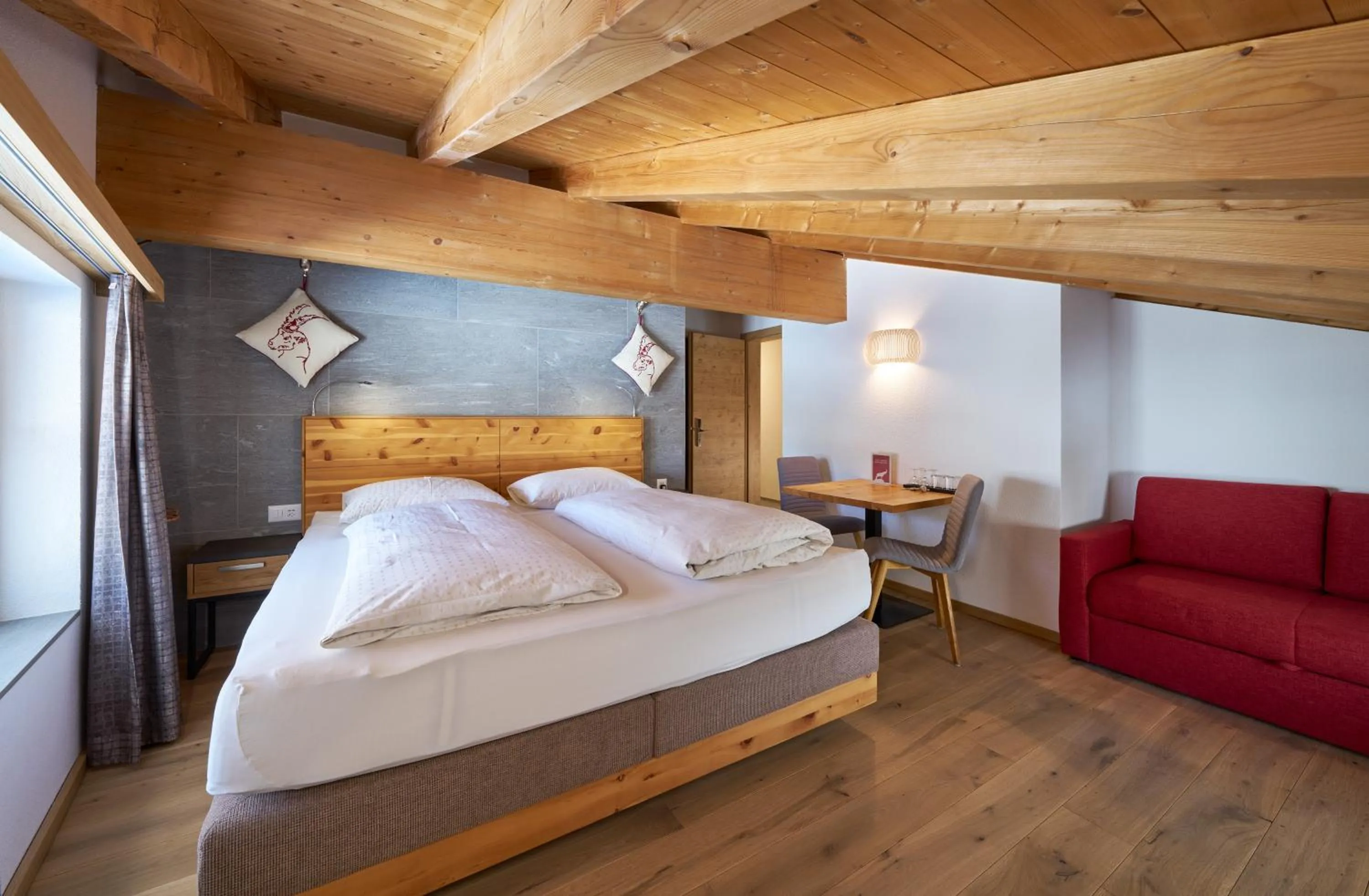 Bed in Aparthotel Grischuna