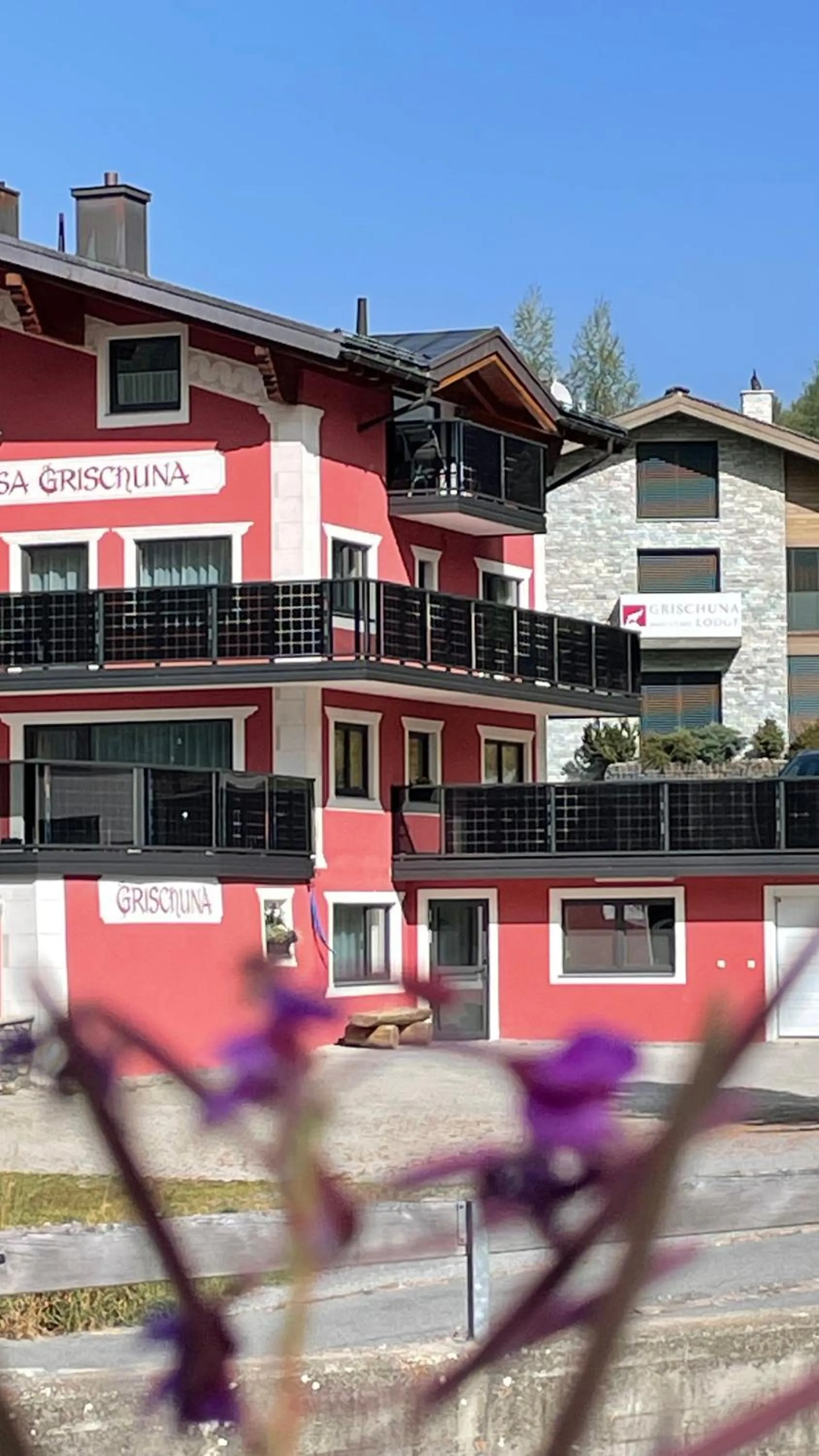 Property building in Aparthotel Grischuna