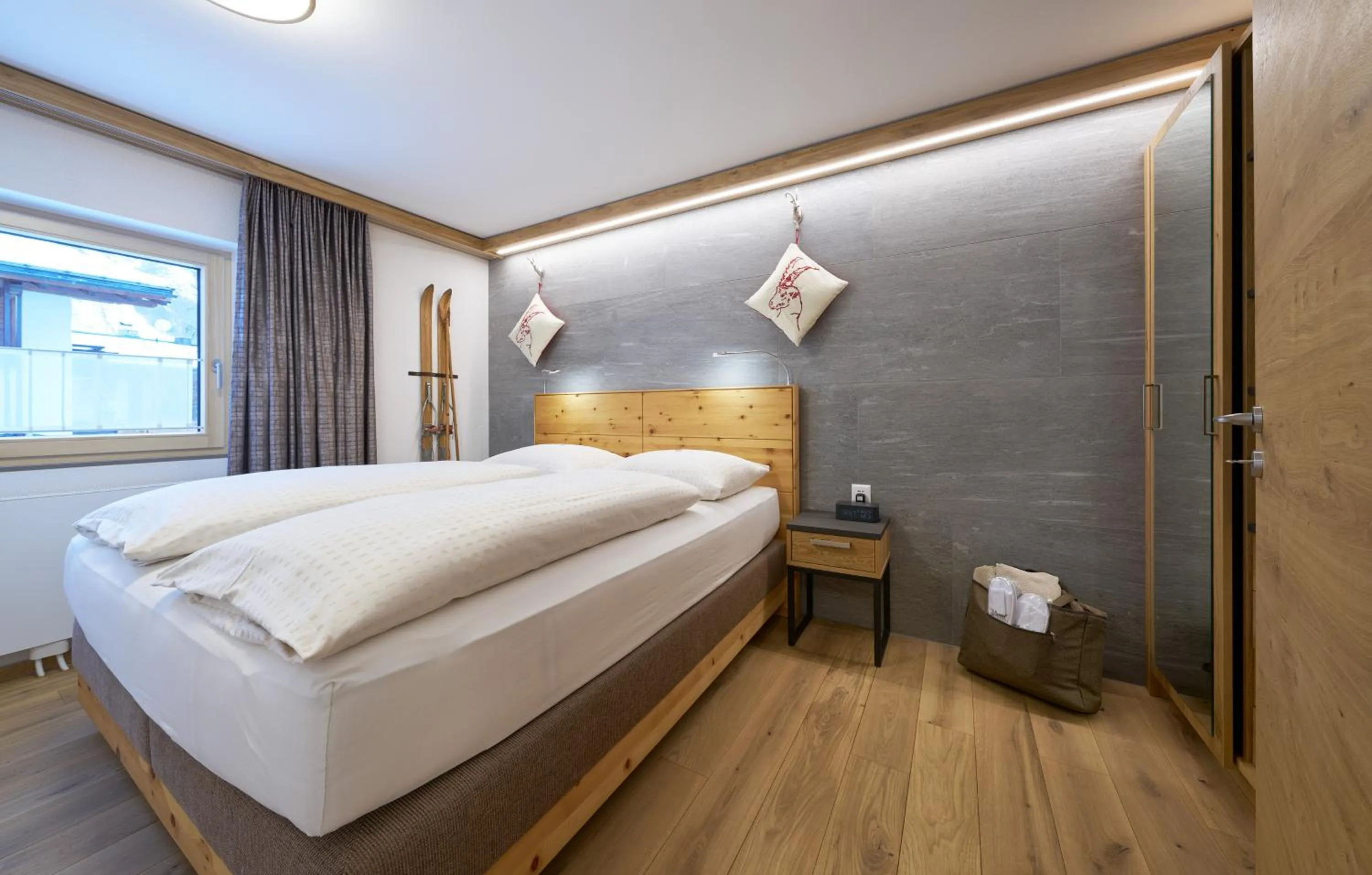 Bed in Aparthotel Grischuna