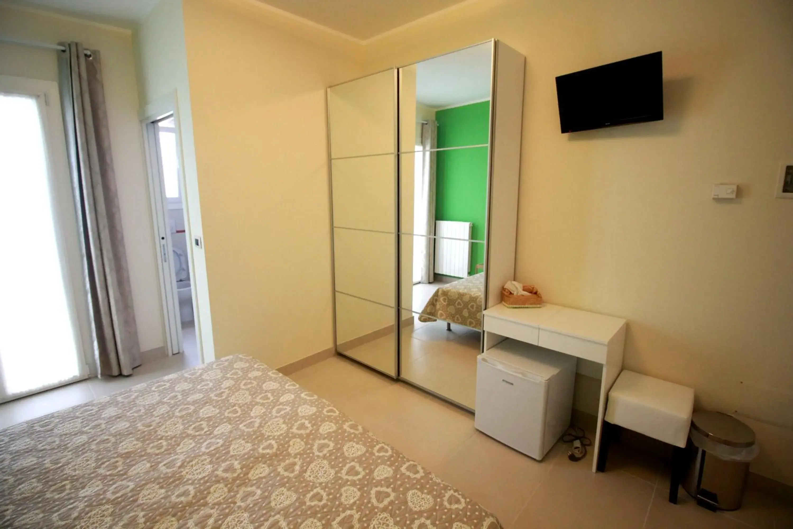 Double Room with Private Bathroom - single occupancy in B&B Le Parmente Double Room with Private Bathroom - single occupancy in B&B Le Parmente