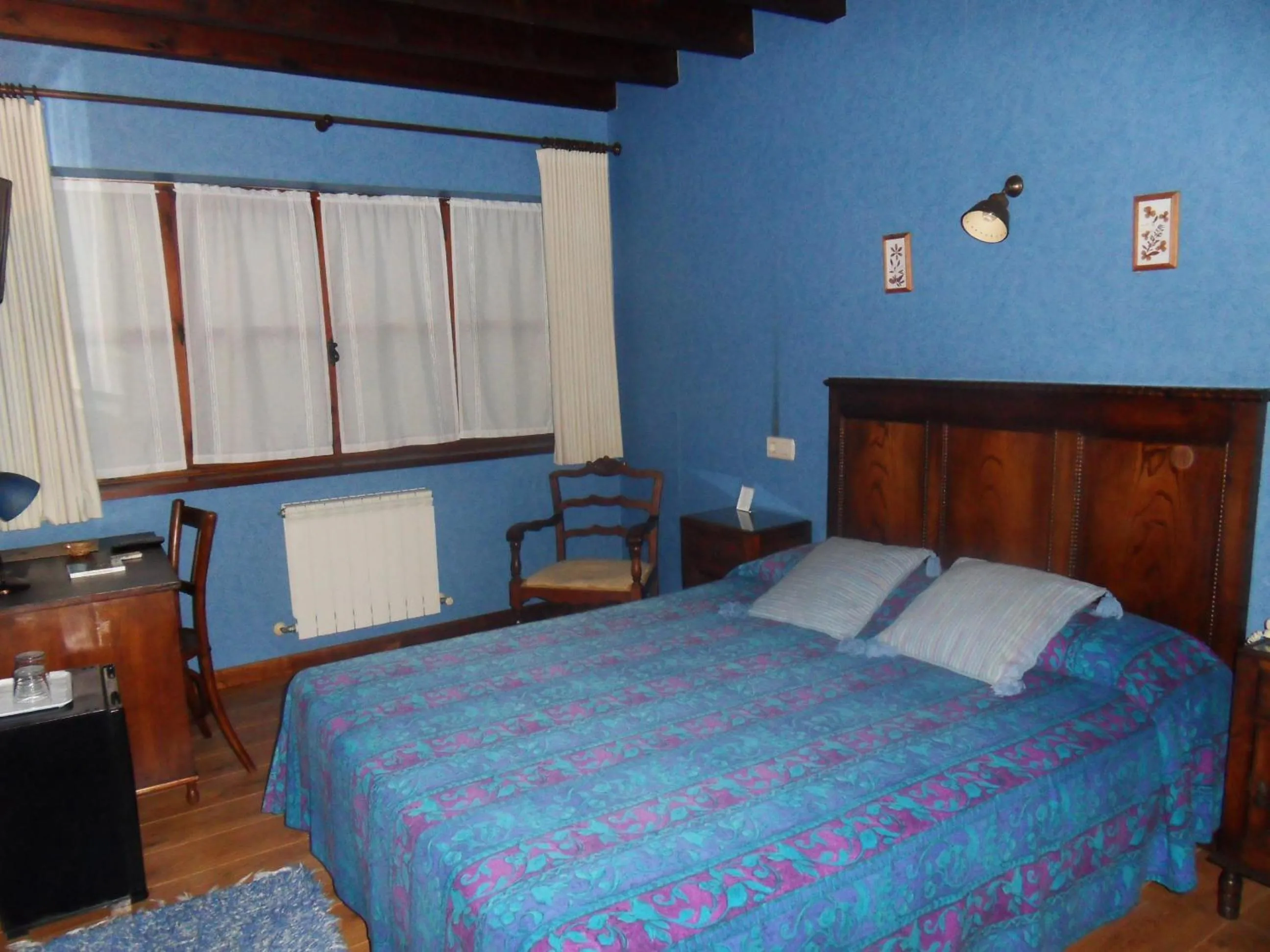 Photo of the whole room, Bed in Hotel El Carmen
