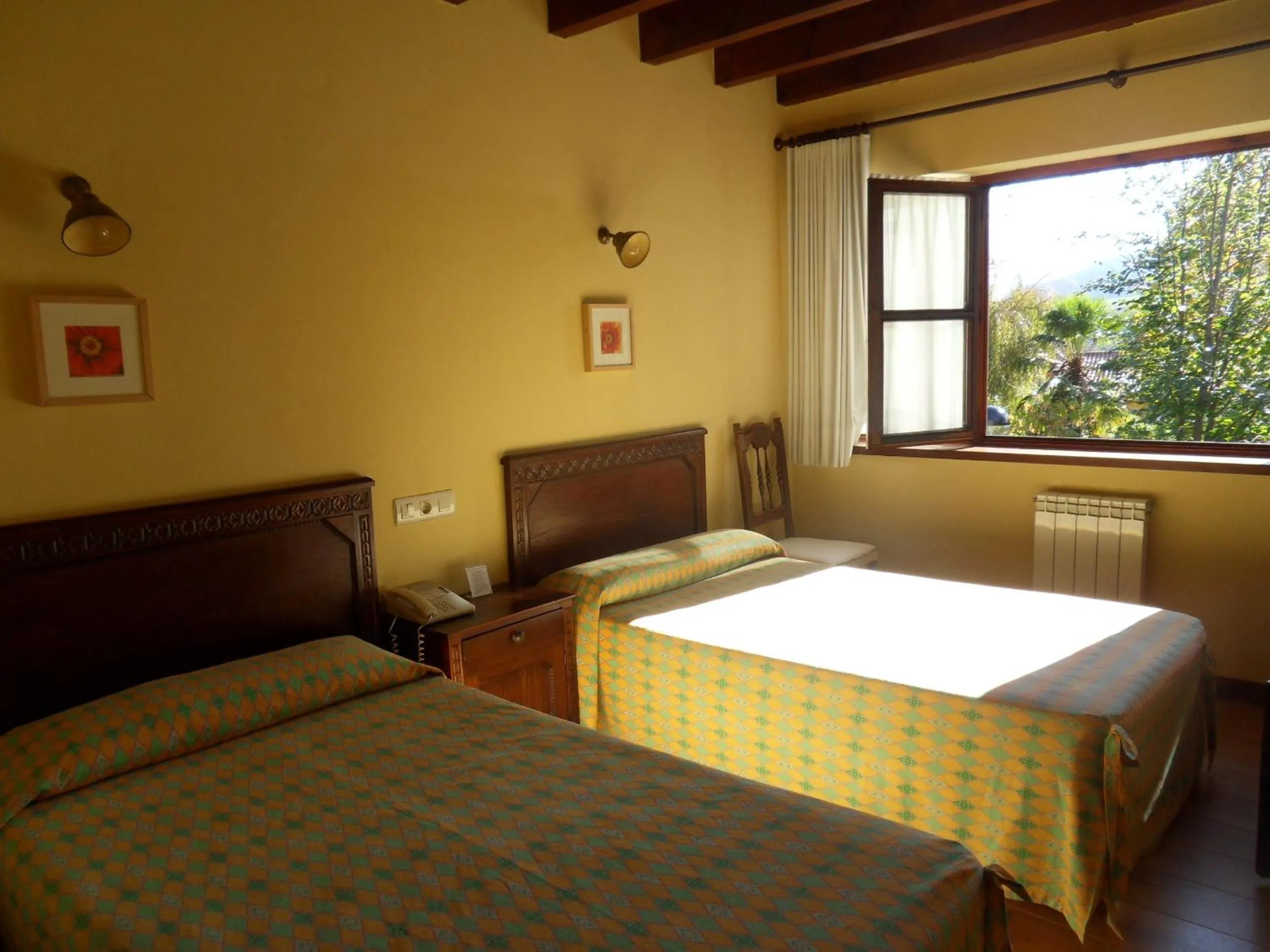 Photo of the whole room, Bed in Hotel El Carmen
