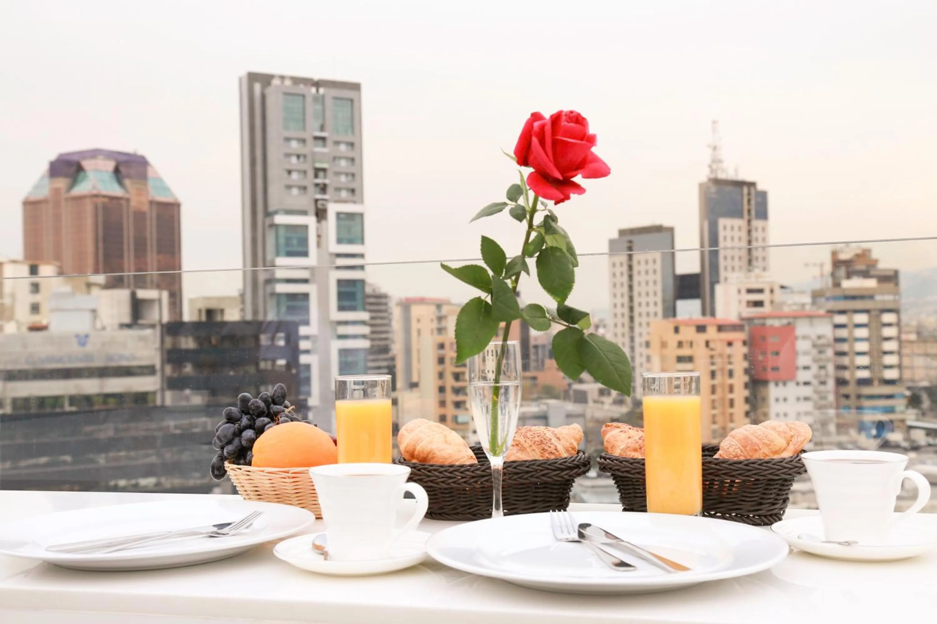 Lounge or bar in Urban Central Suites - Beirut