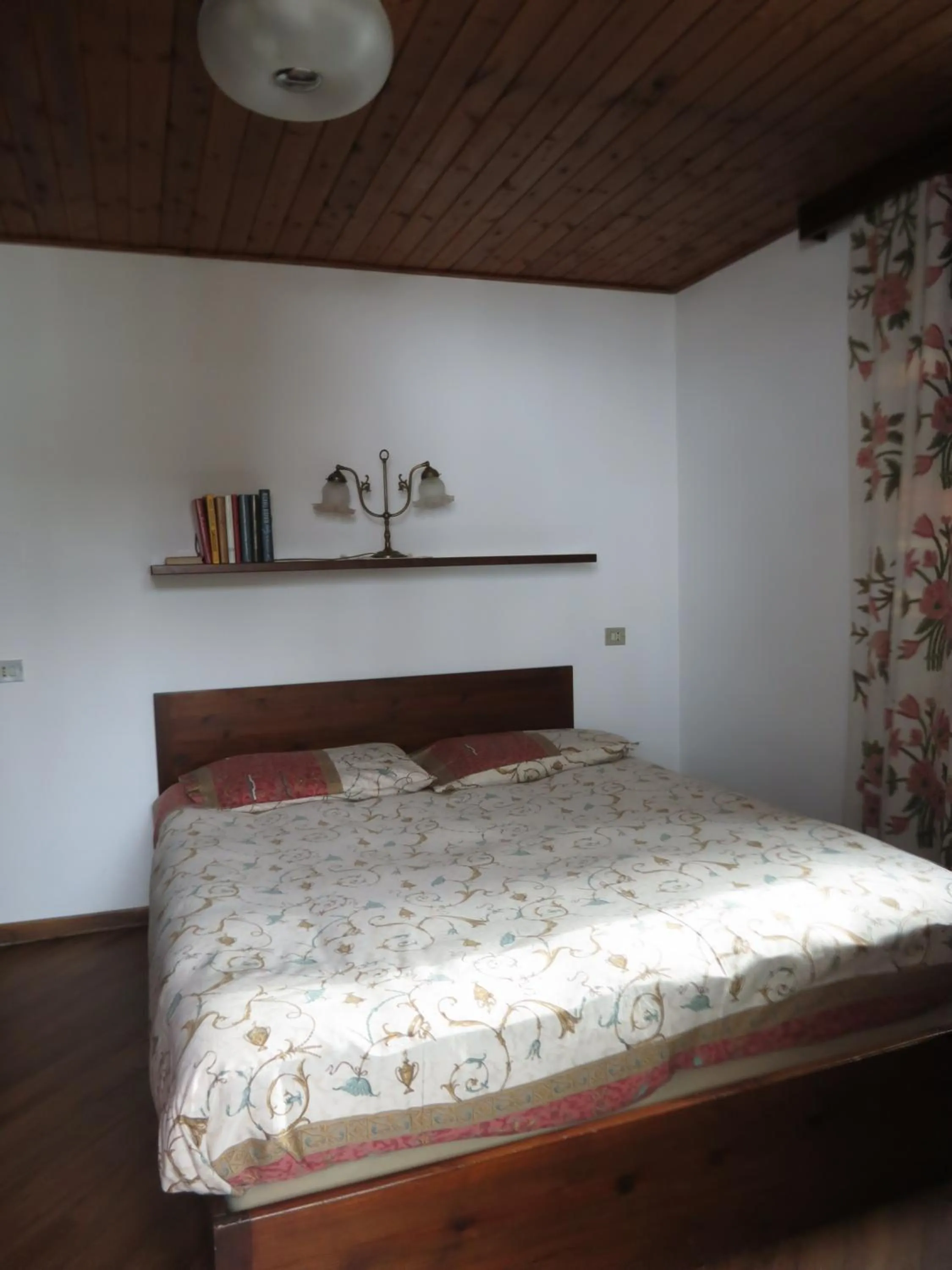 Photo of the whole room in Residence Castelli