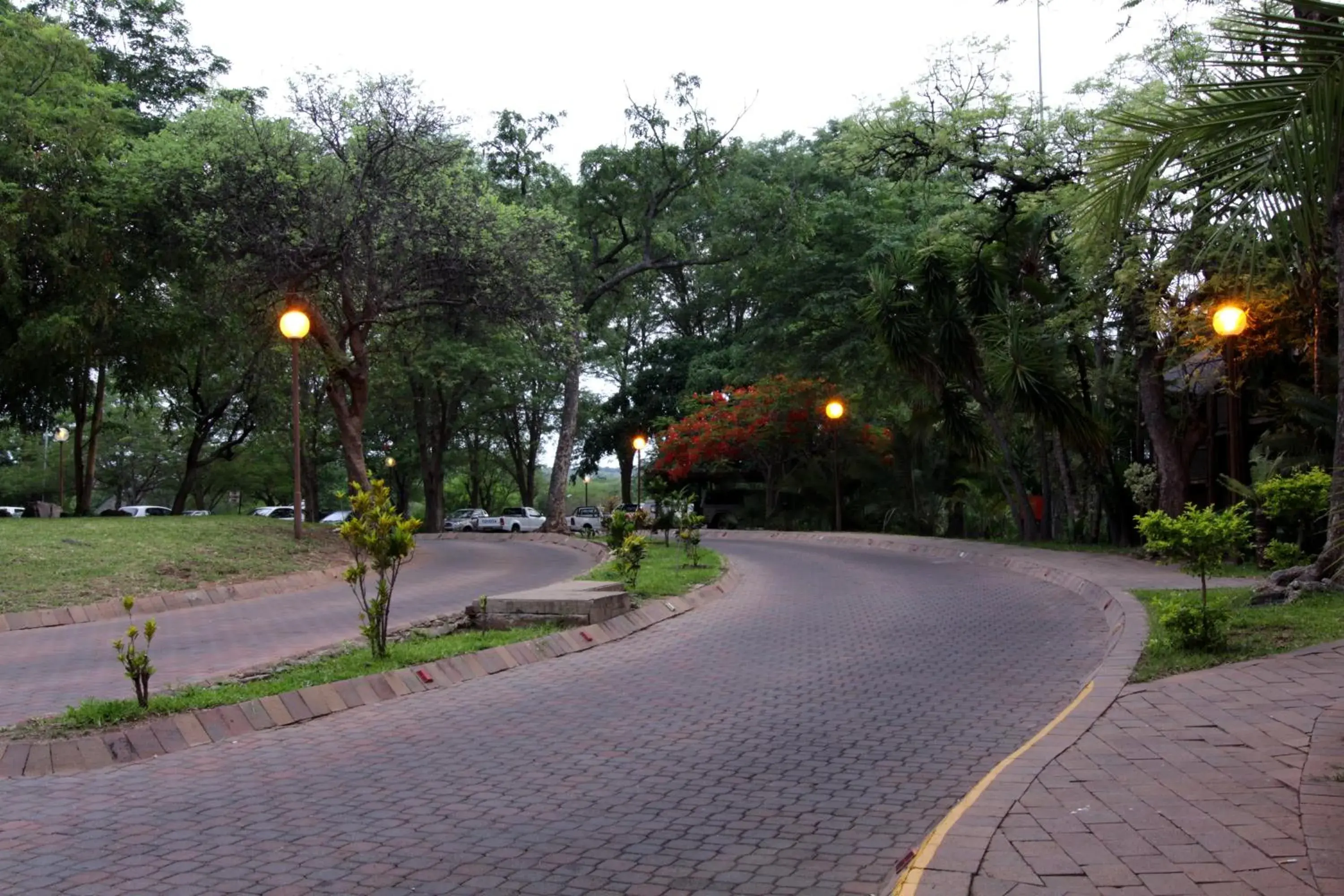 Facade/entrance in Cresta Mowana Safari Resort & Spa Facade/entrance in Cresta Mowana Safari Resort & Spa