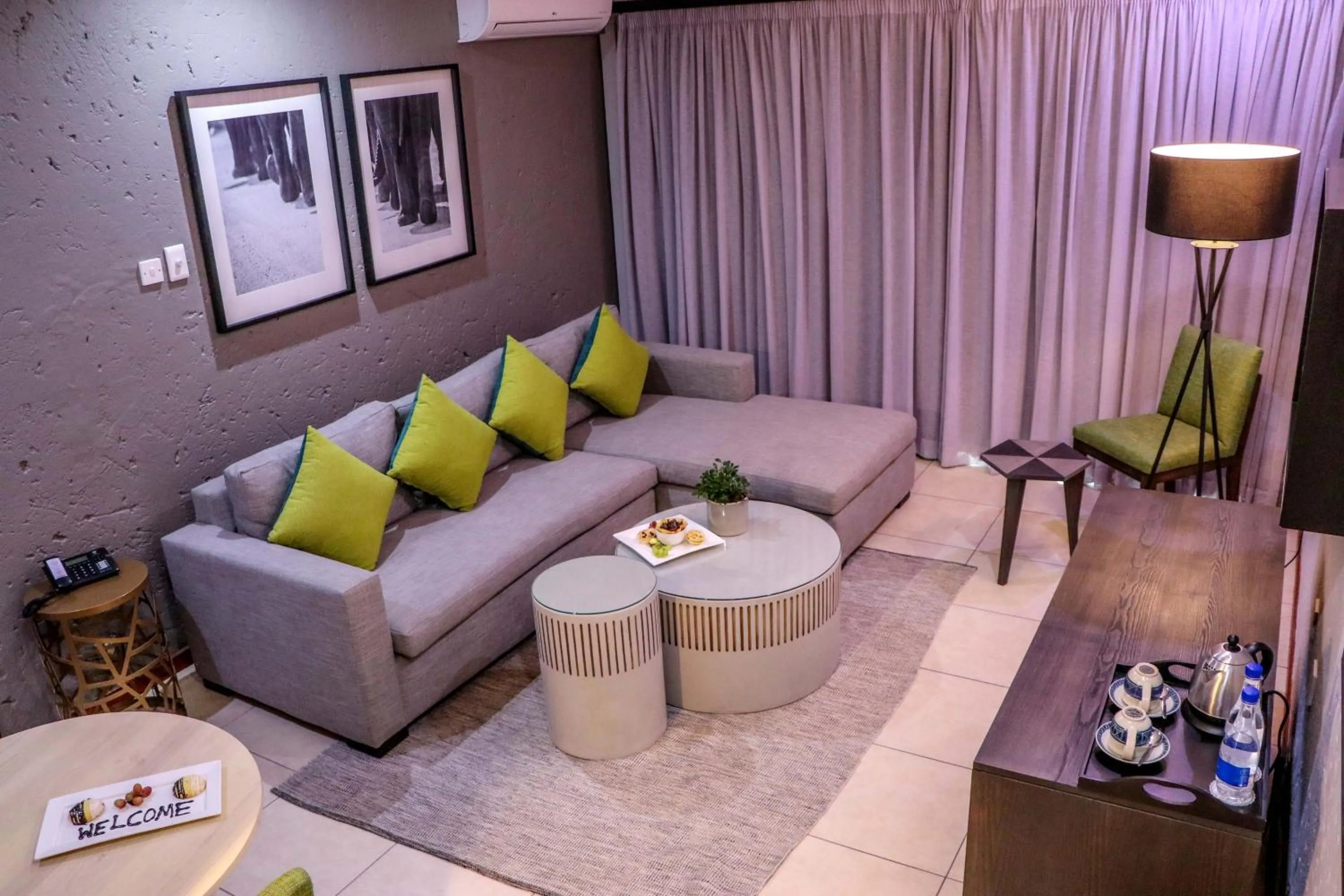 Coffee/tea facilities in Cresta Mowana Safari Resort & Spa