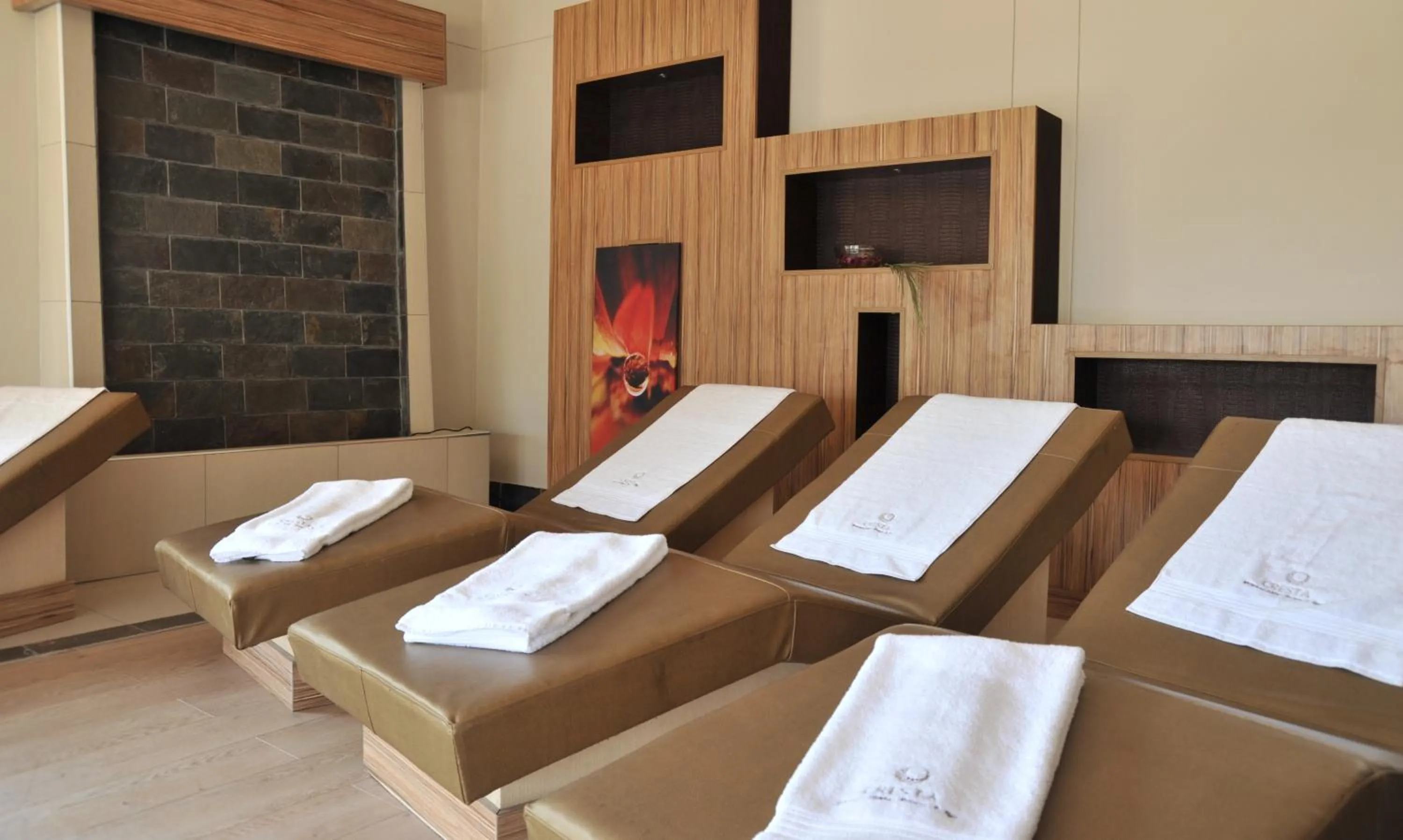 Massage, Bed in Cresta Mowana Safari Resort & Spa