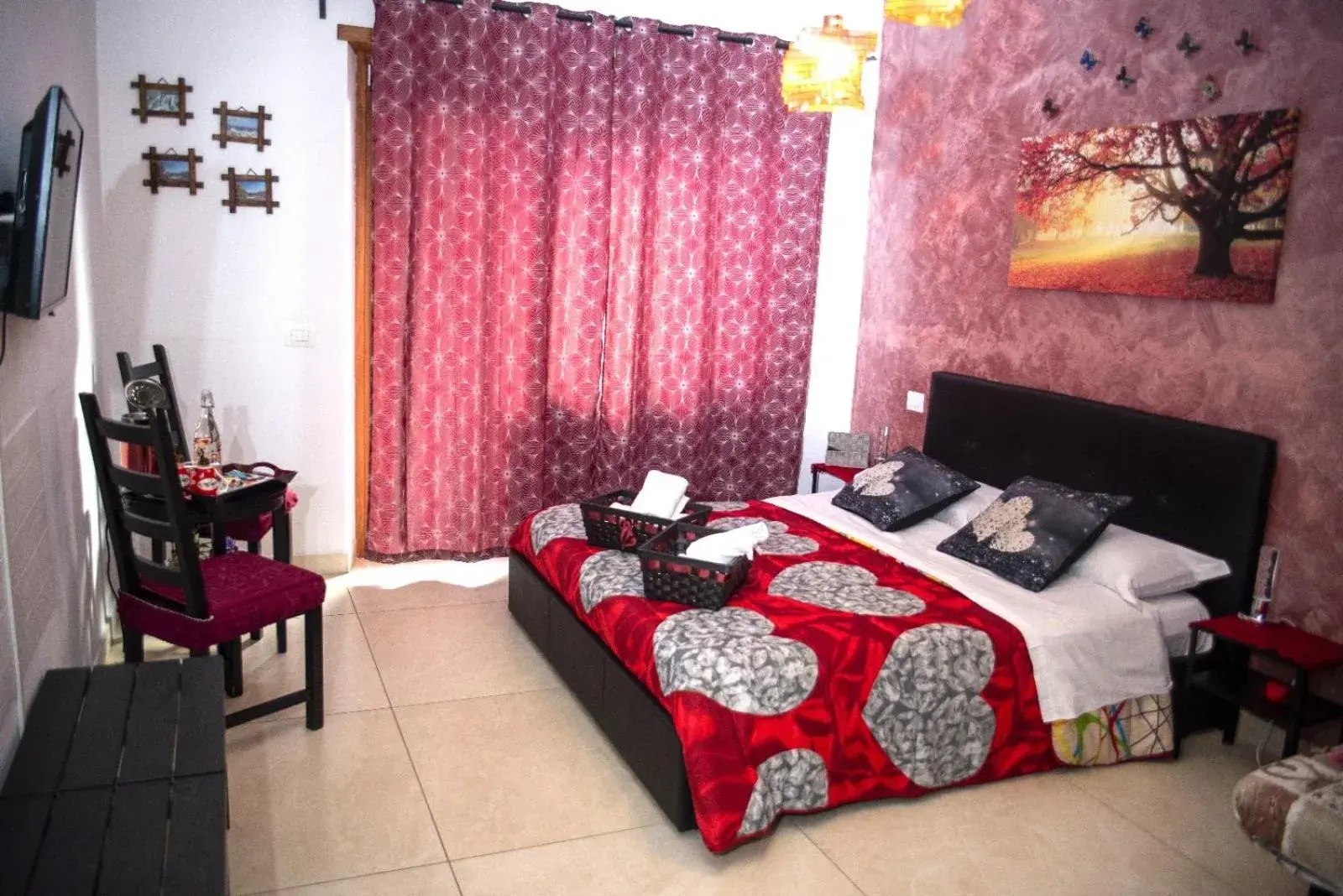 Double Room with Private Bathroom - single occupancy in Coffee And The City Double Room with Private Bathroom - single occupancy in Coffee And The City