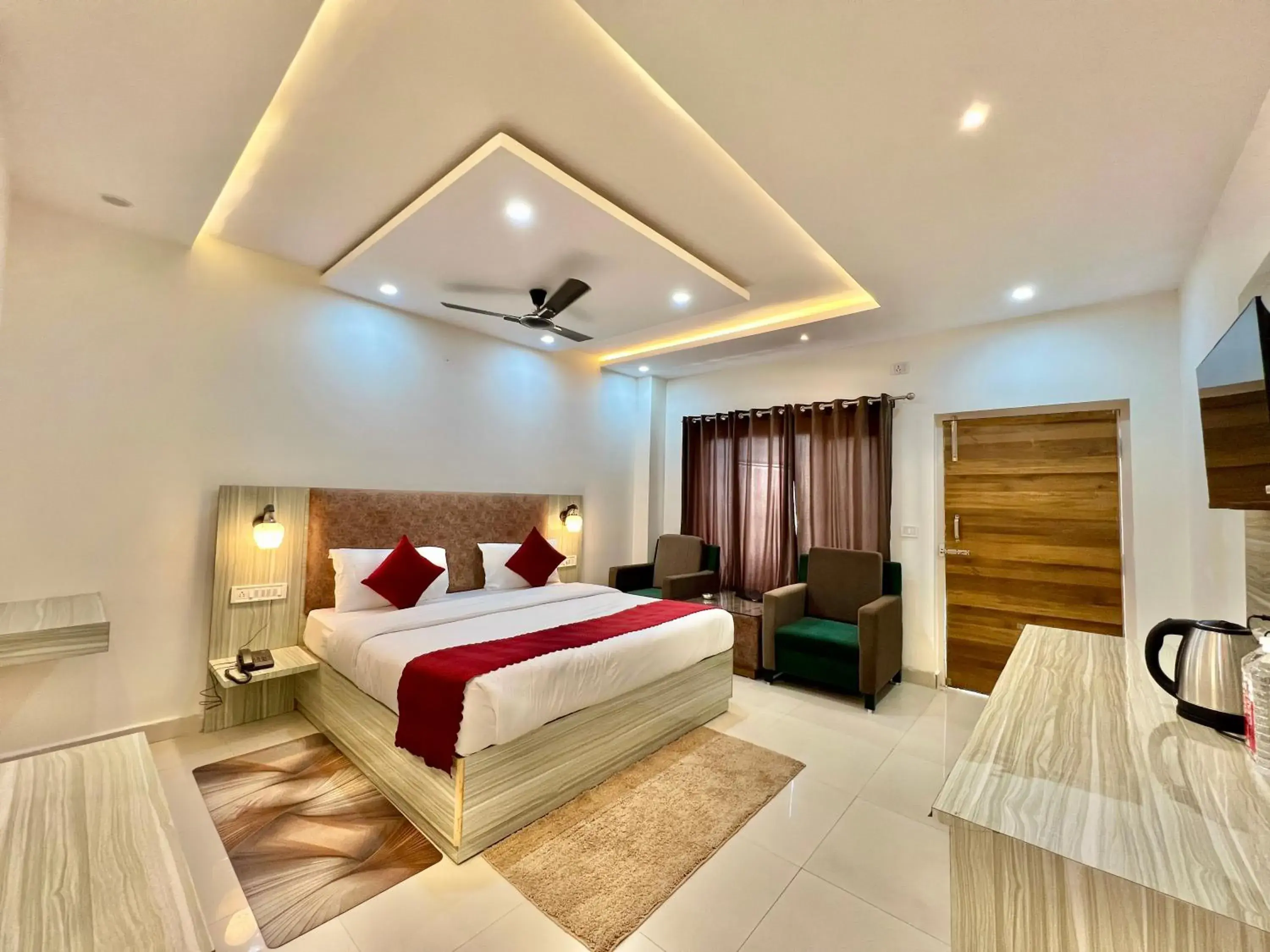 Presidential Suite in The White Rain Hotel Presidential Suite in The White Rain Hotel