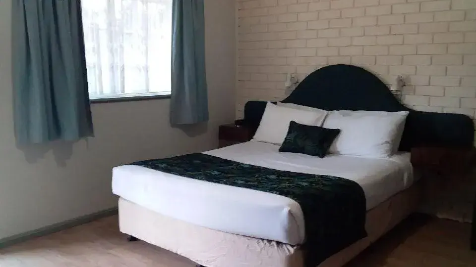Superior Double Room in Macquarie Valley Motor Inn Superior Double Room in Macquarie Valley Motor Inn