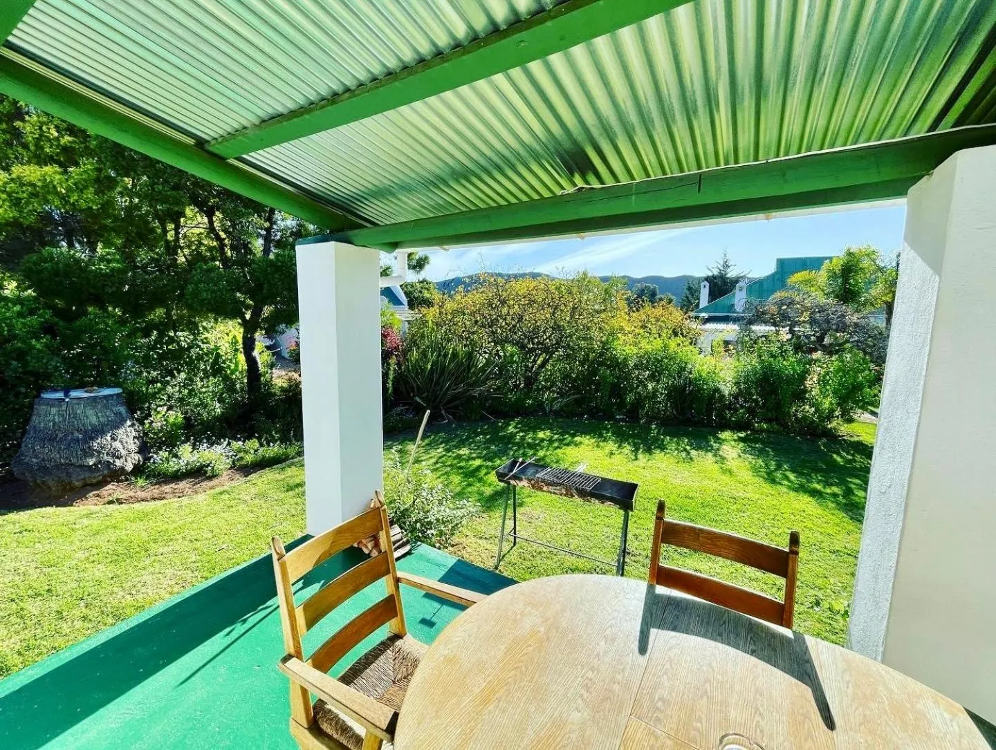 Patio in Blue Cow Barn - Boutique Farm