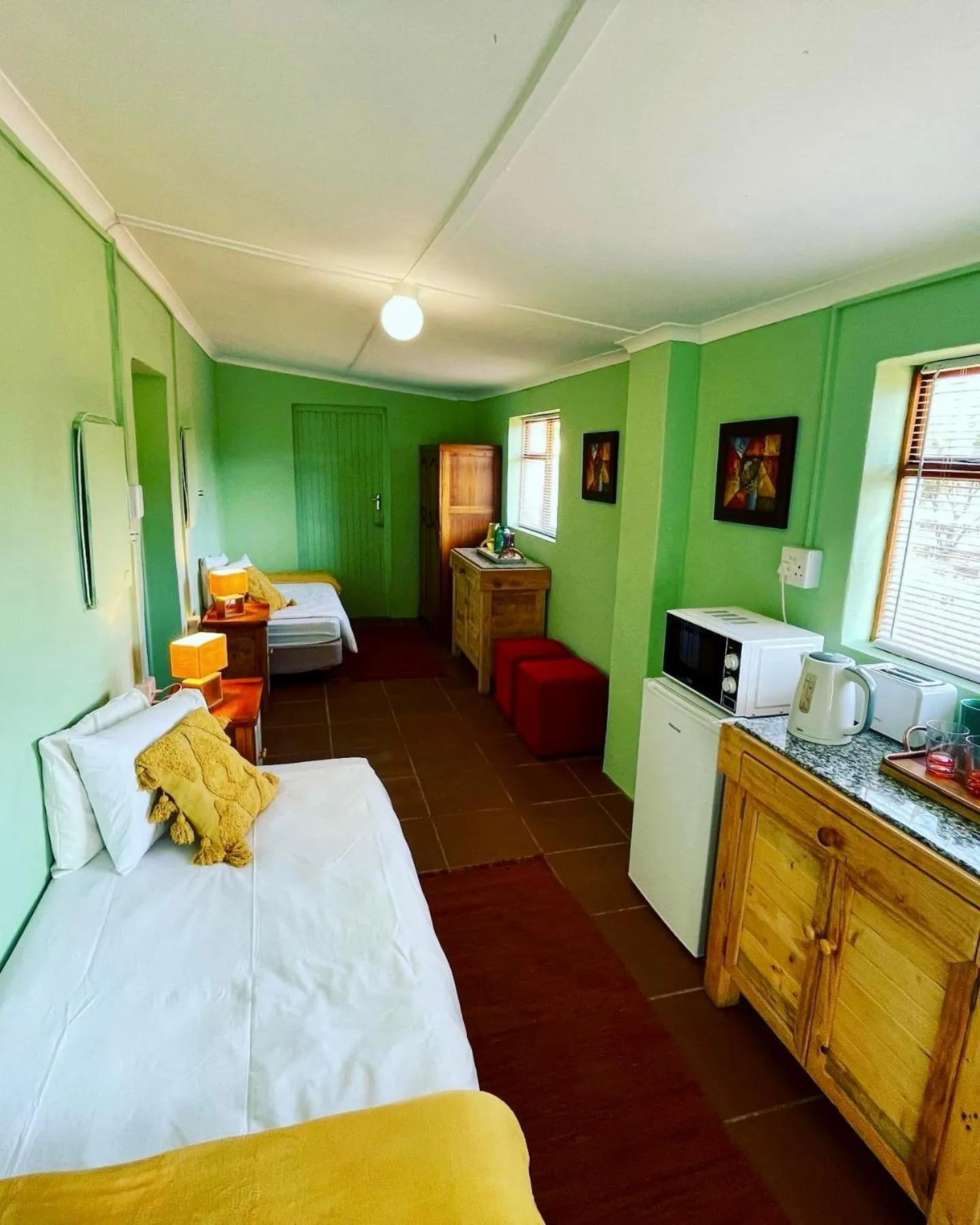 Living room, Bed in Blue Cow Barn - Boutique Farm