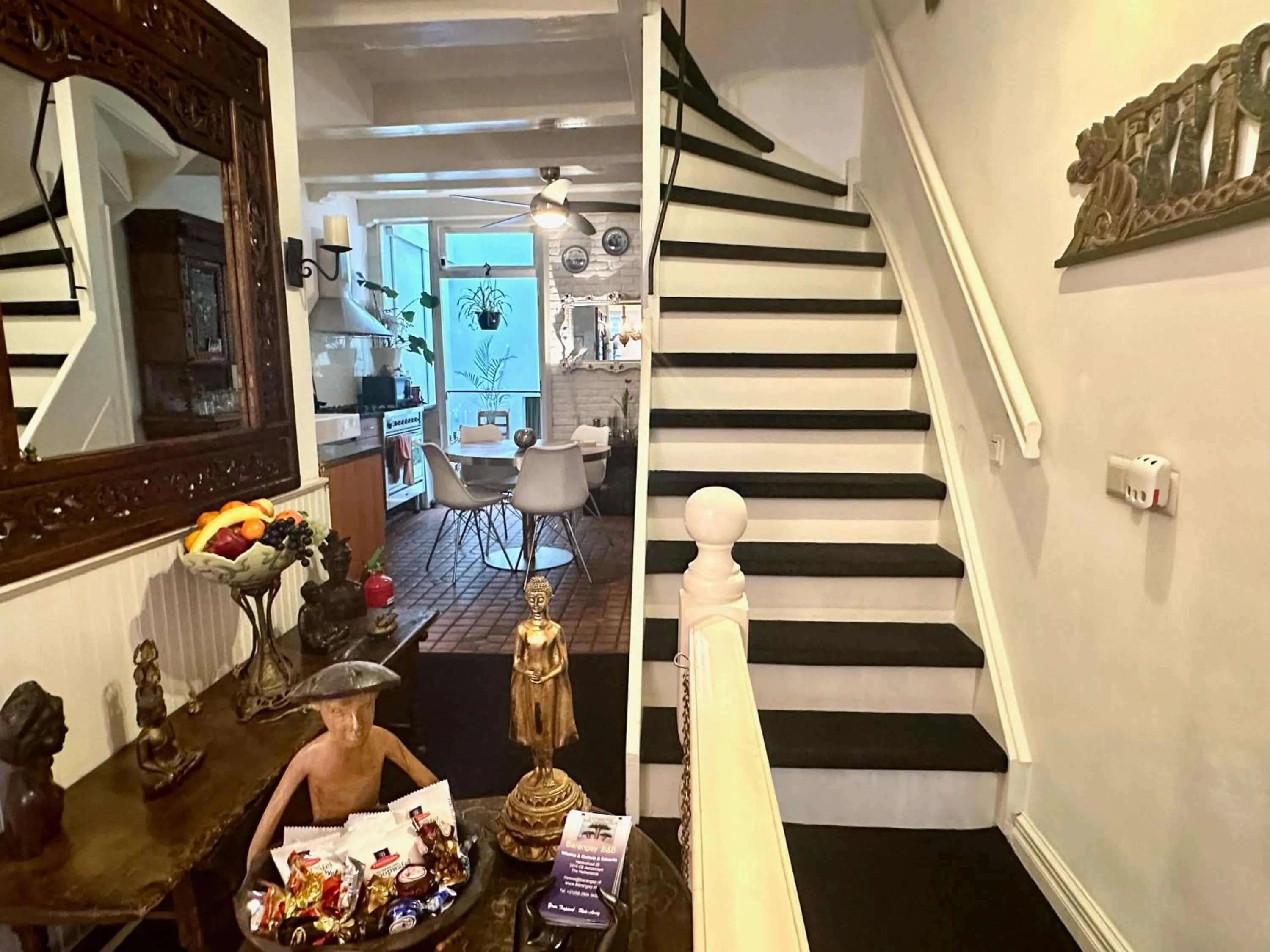 Property building in Amsterdam Barangay