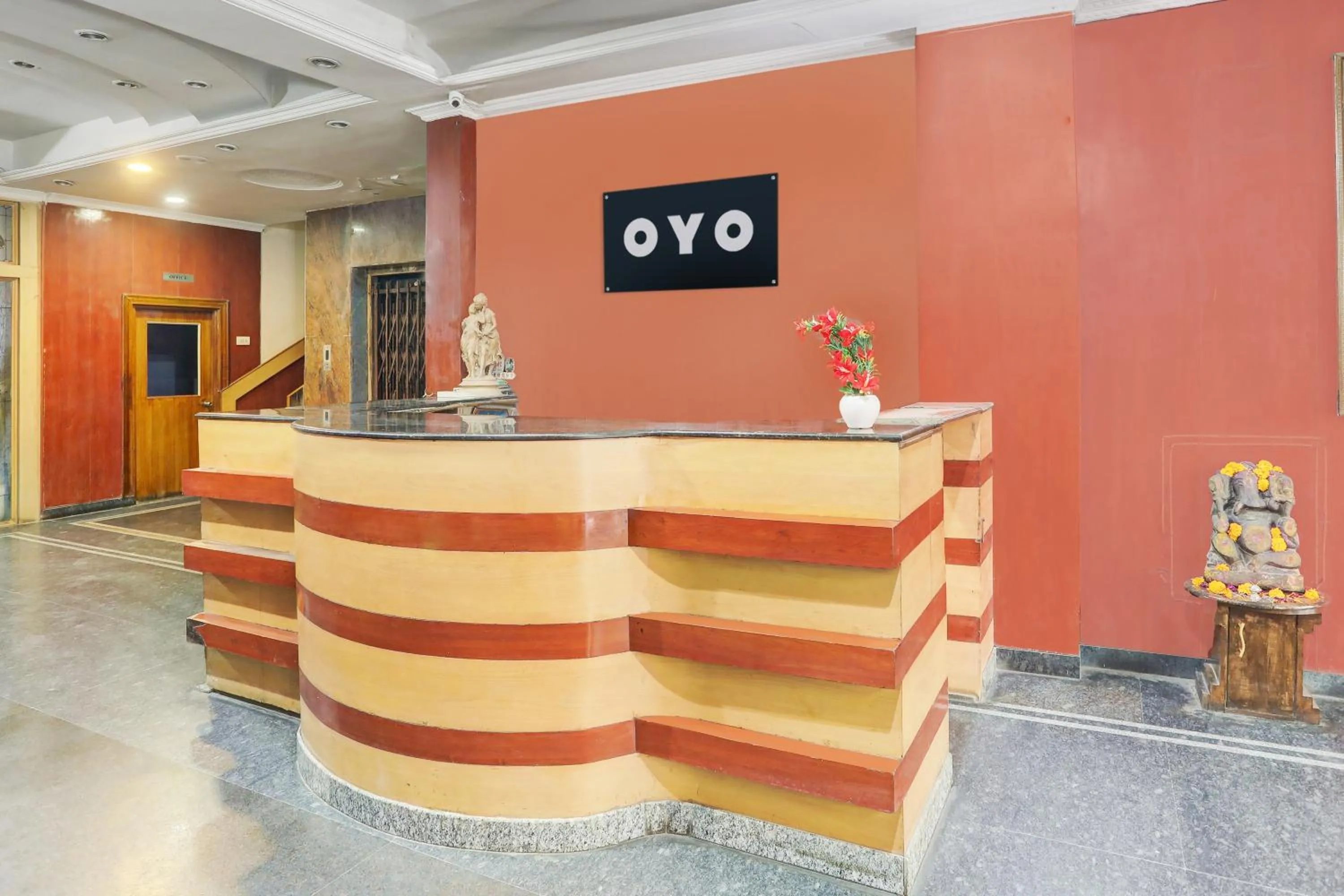 SPOT ON Hotel Rk Residency Near MGBS Bus station